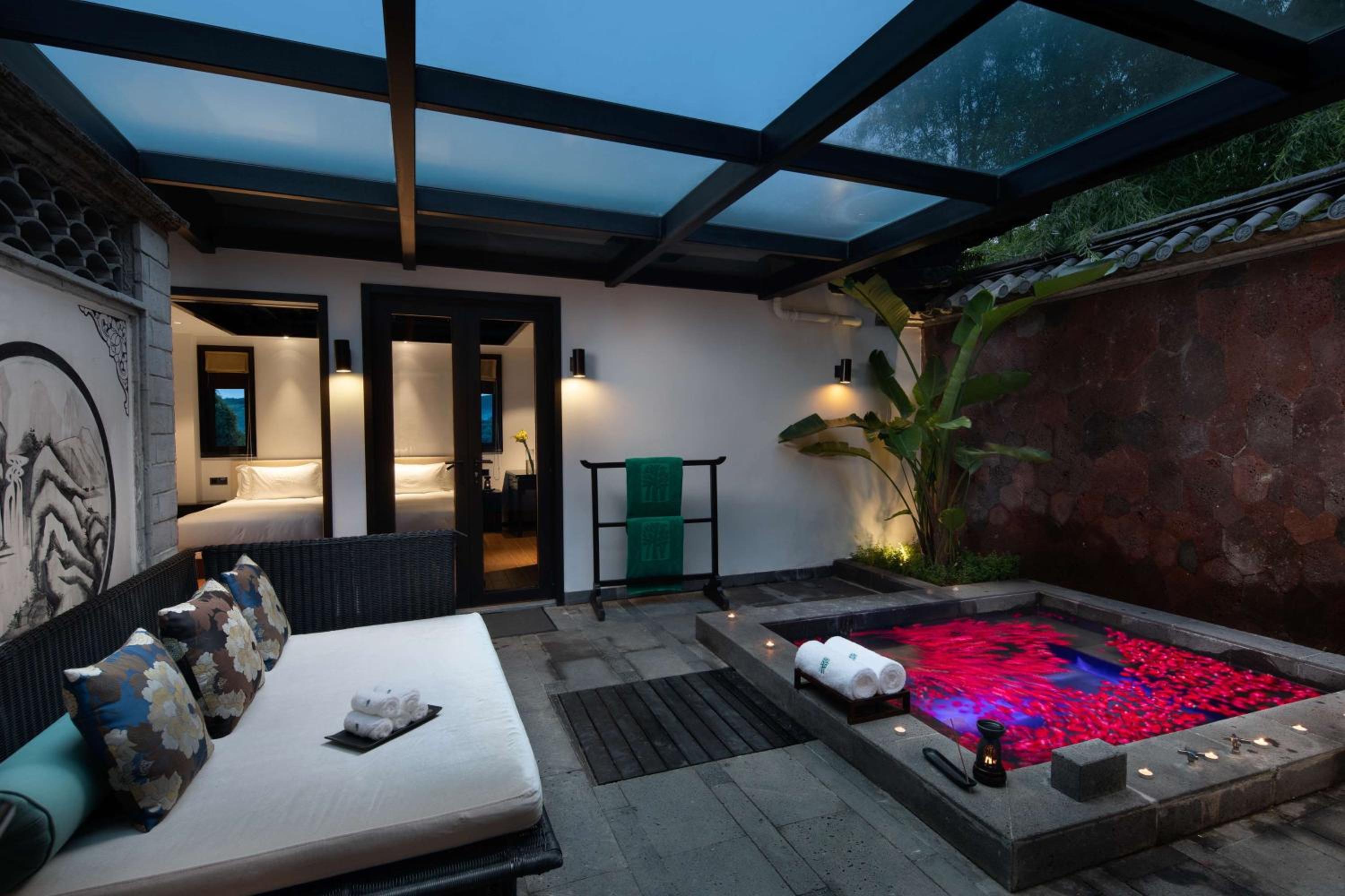Banyan Tree Tengchong