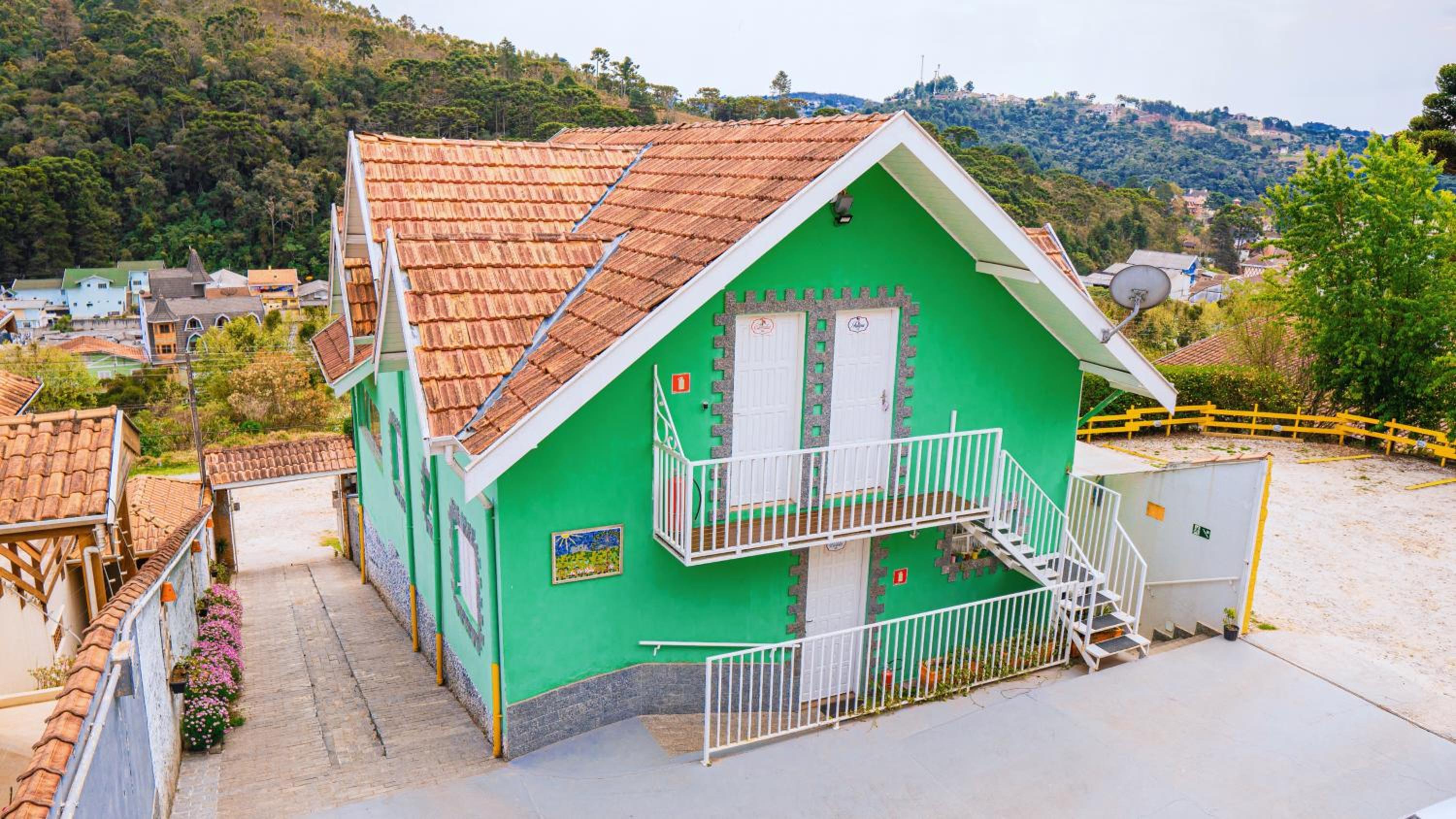 Pousada Araucária Suítes