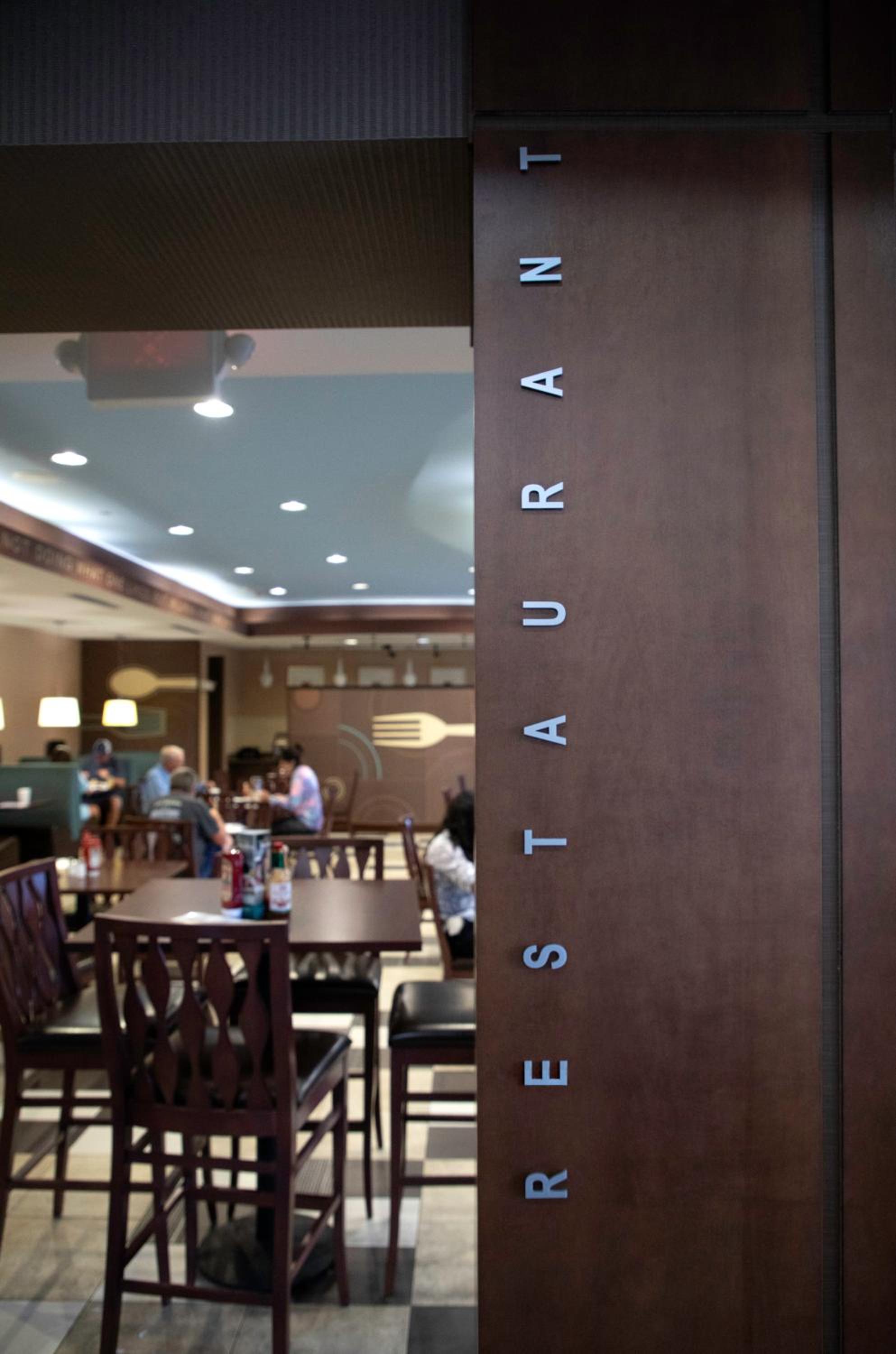 Holiday Inn & Suites San Antonio Northwest by IHG 2