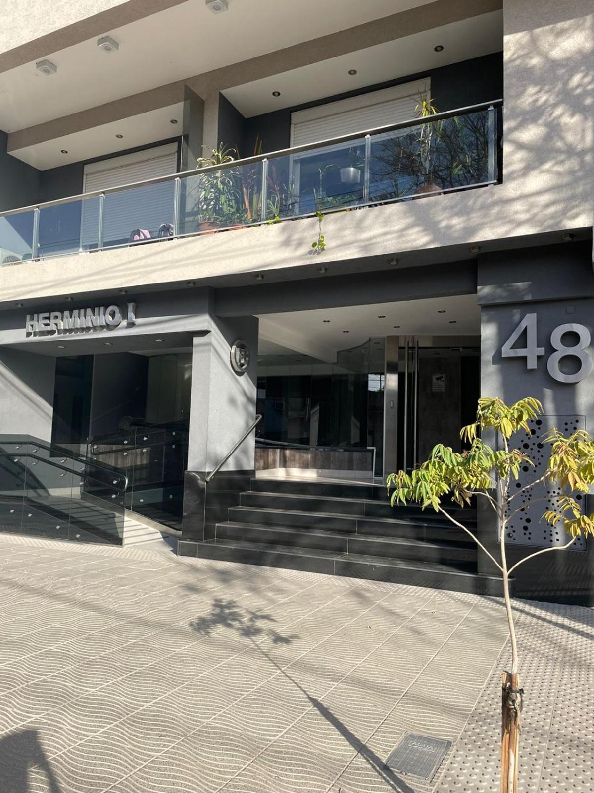 Hermoso monoambiente a estrenar pleno centro Santiago del Estero Dpto Azul