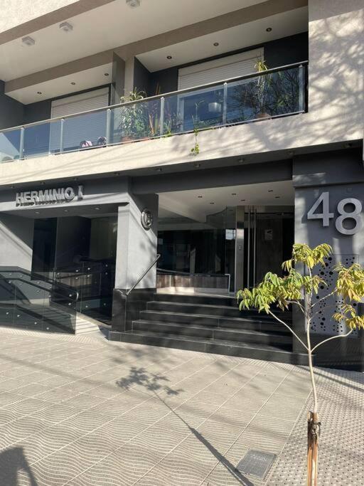 Hermoso monoambiente a estrenar pleno centro Santiago del Estero Dpto Azul