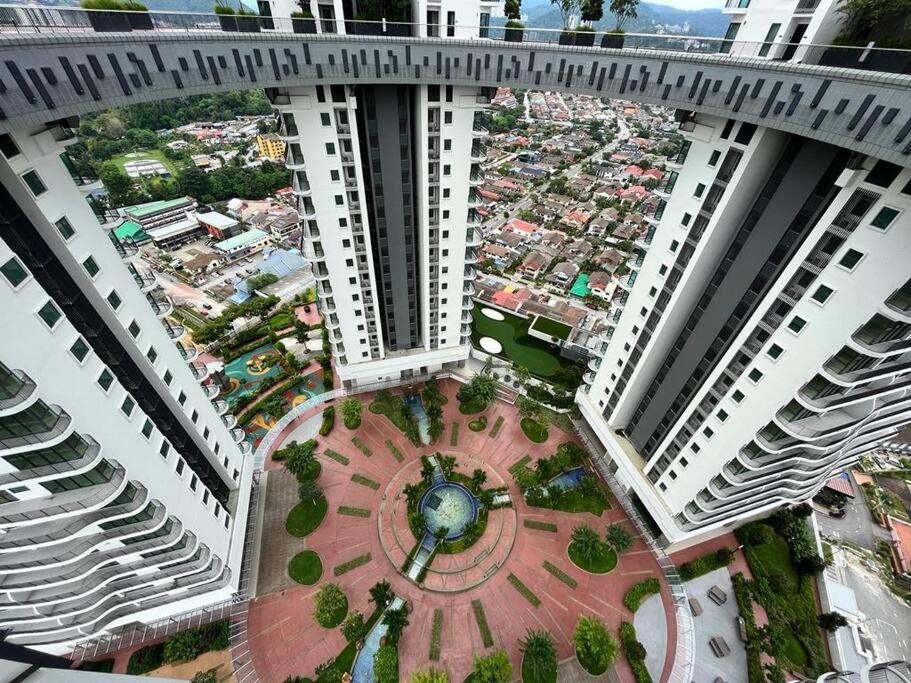 Datum Jelatek linked LRT and MALL with Netflix -Disney -WashDryer