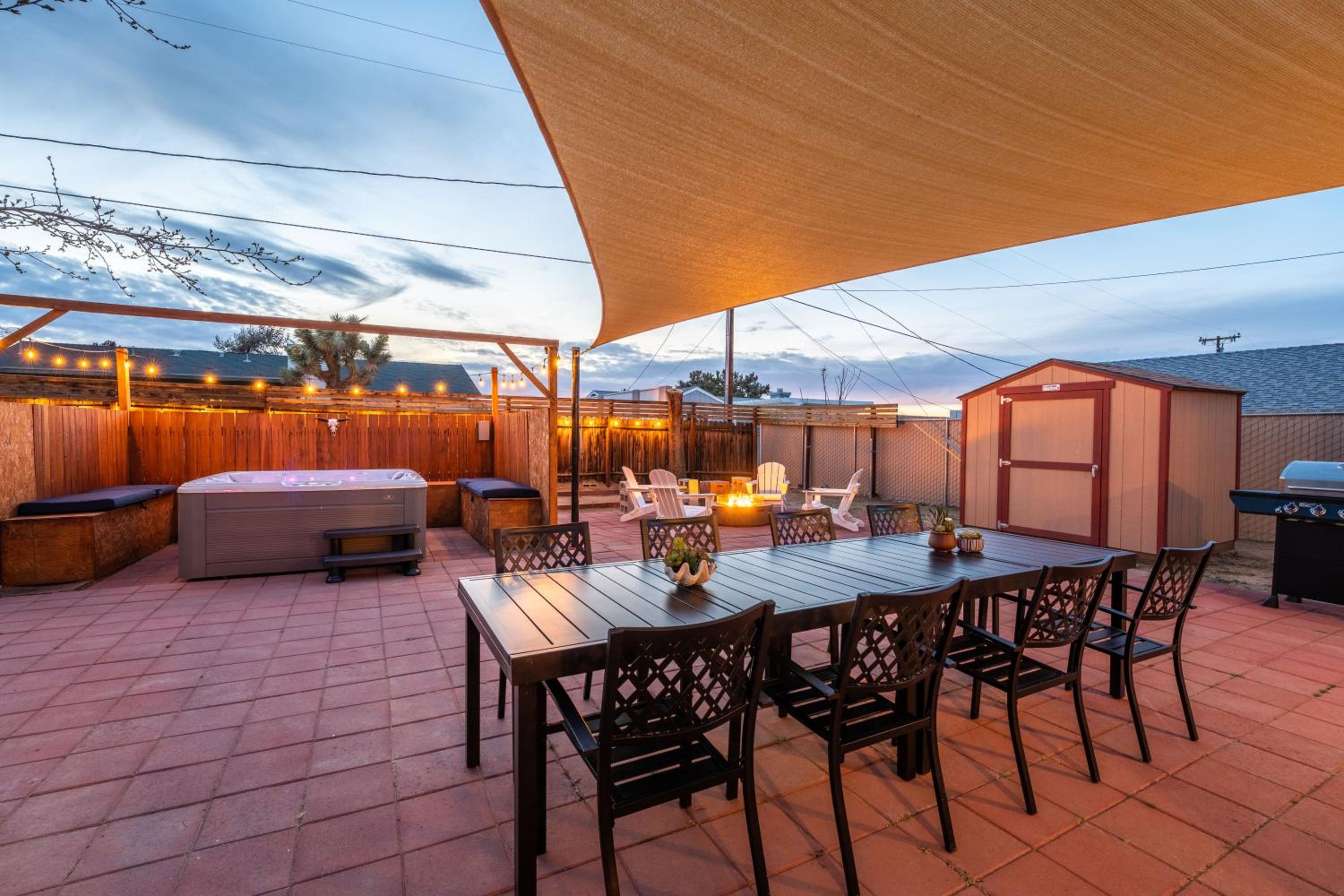 Tortoise Oasis - Hot tub, Shuffleboard, & More!
