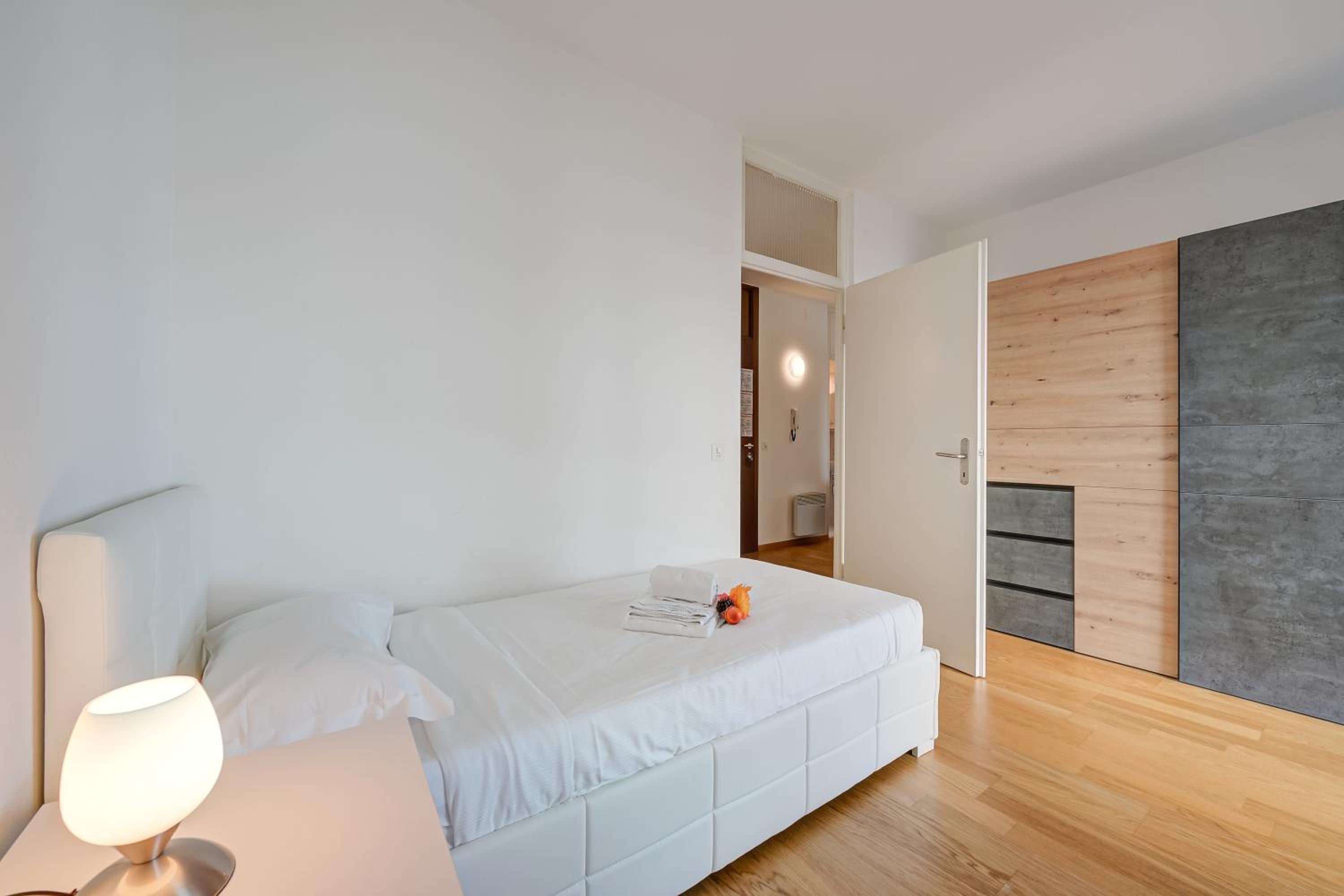 Locarno Place