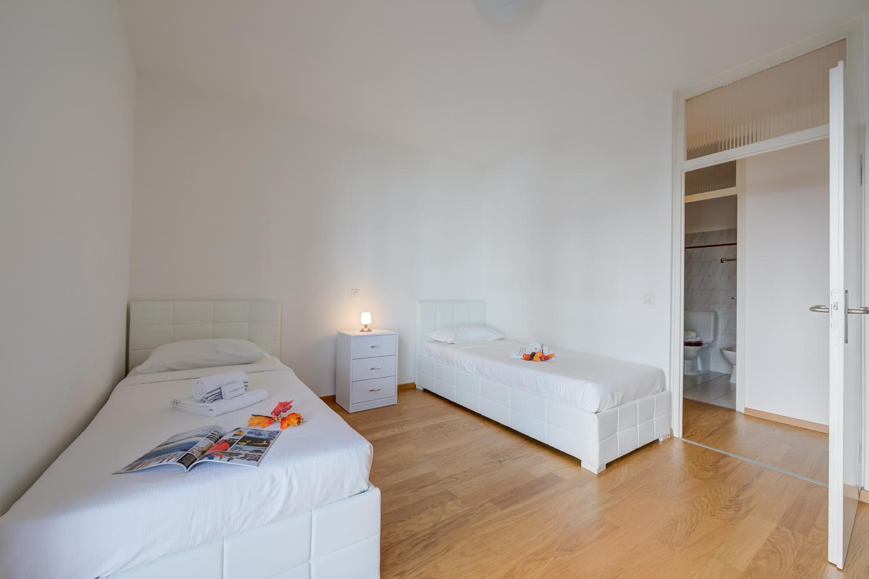 Locarno Place