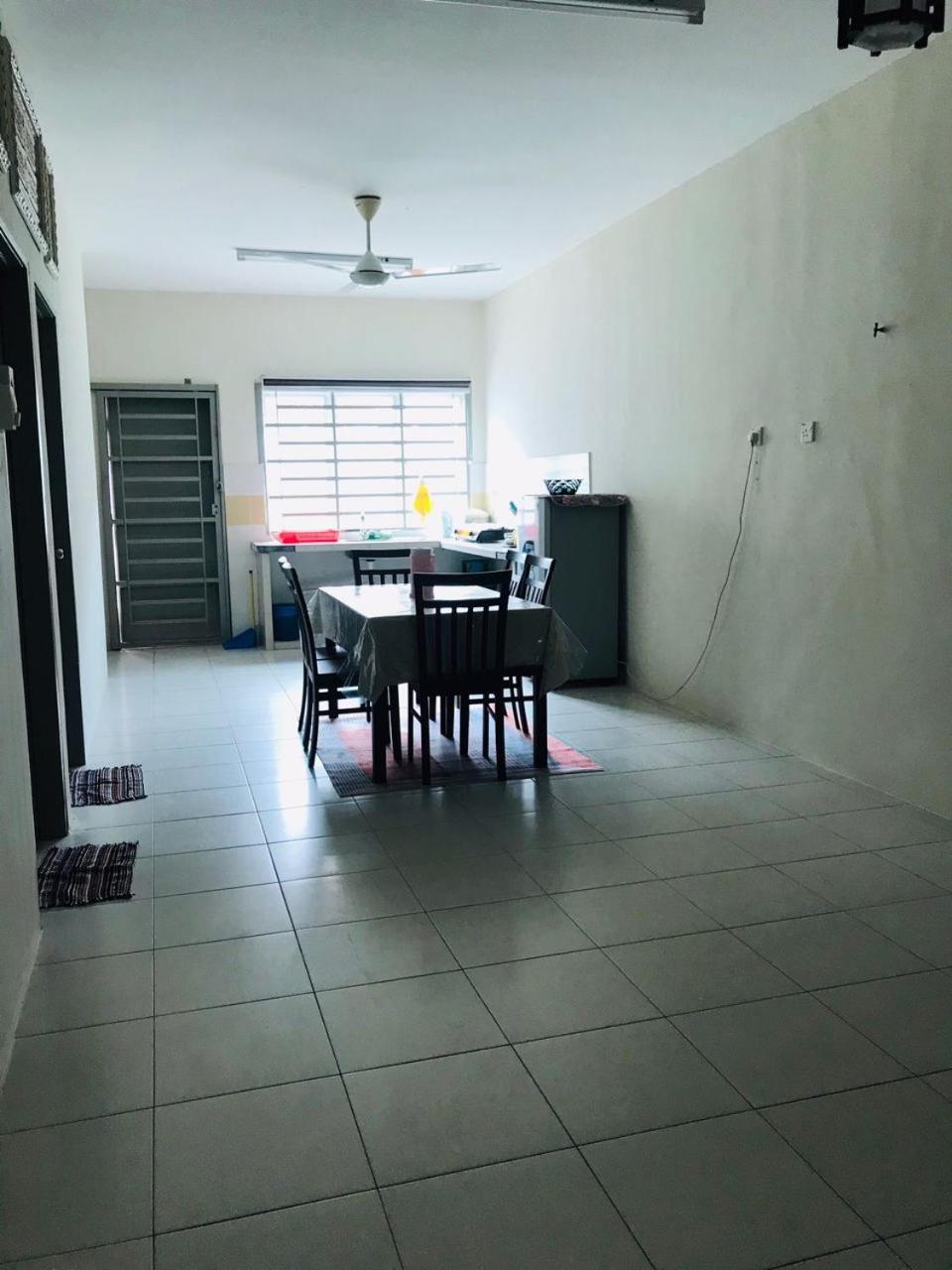 Homestay Mariam D'Gerik photo 4