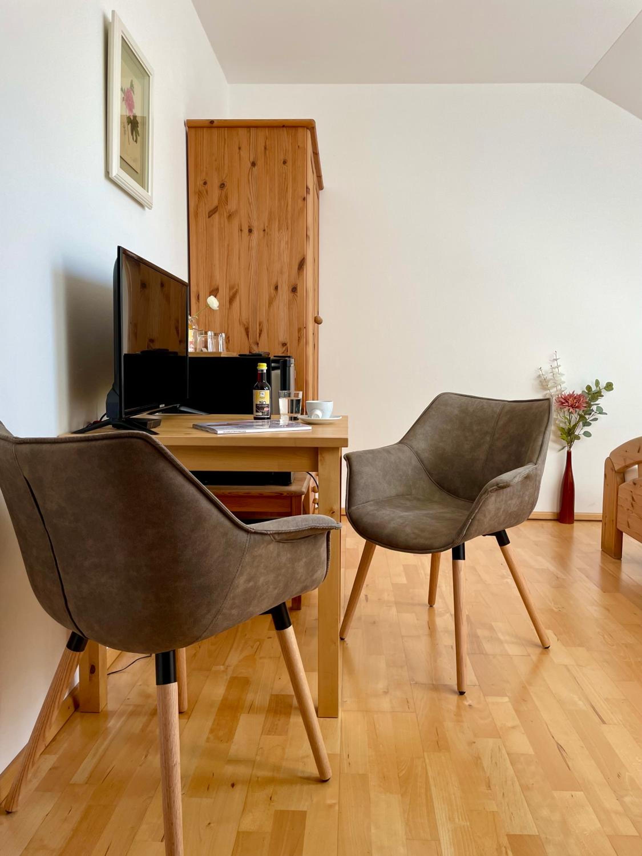 Sonnenblumenhof - Zimmer & Apartments
