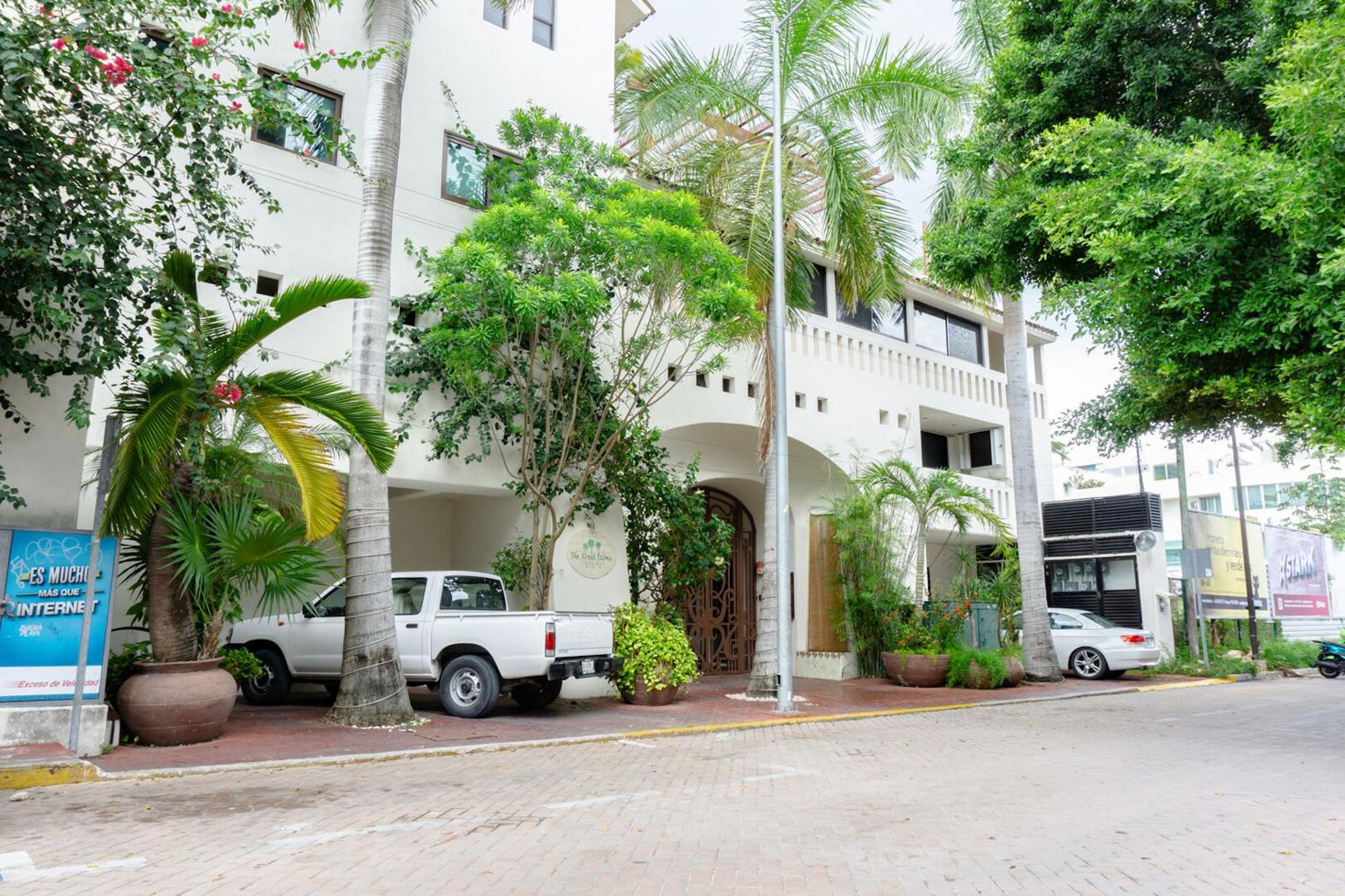 Royal Palms by BVR view 4