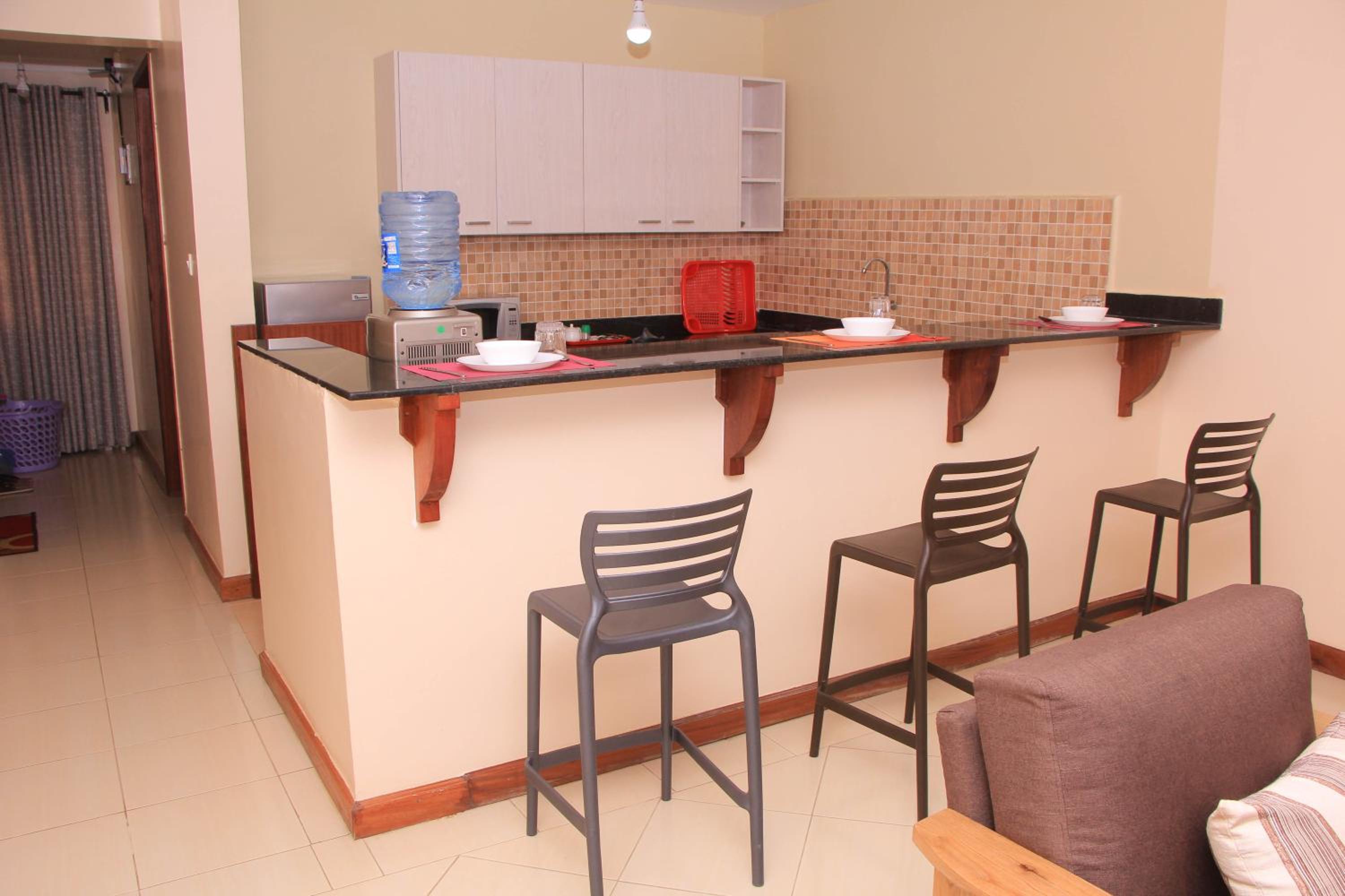 BIDA FURNISHED APARTMENTS view 5