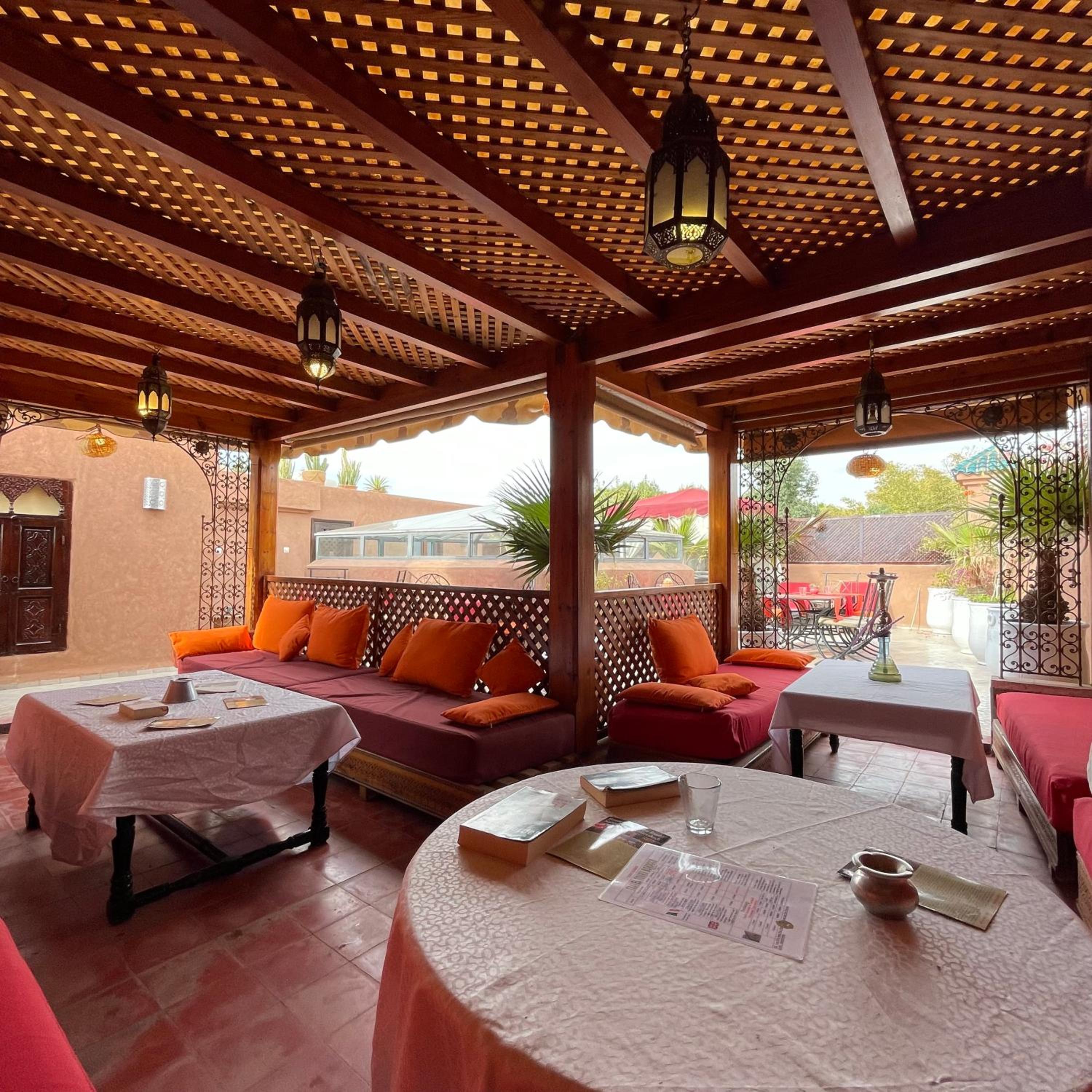 lounge