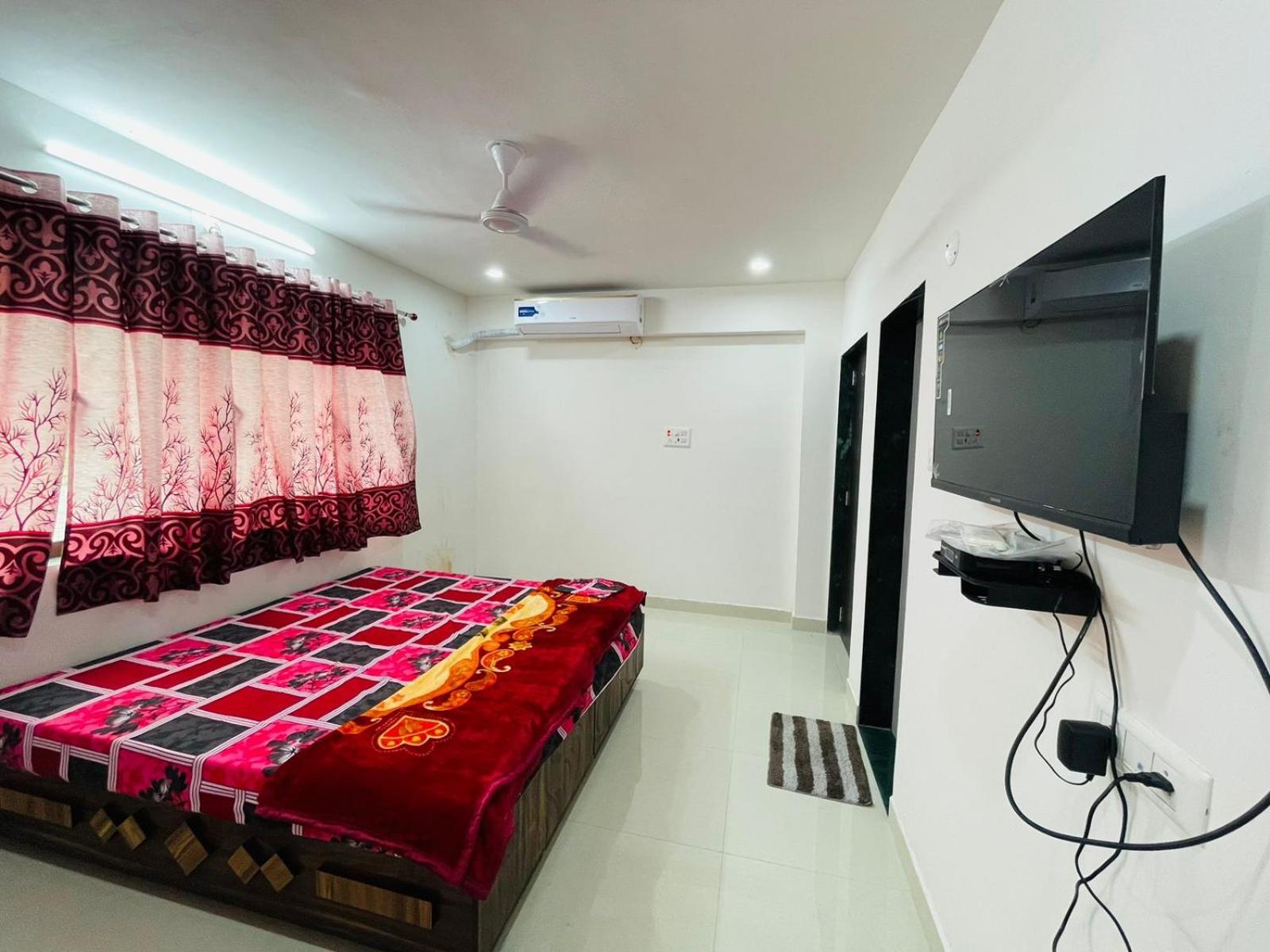 RJ Villa farmhouse view 4