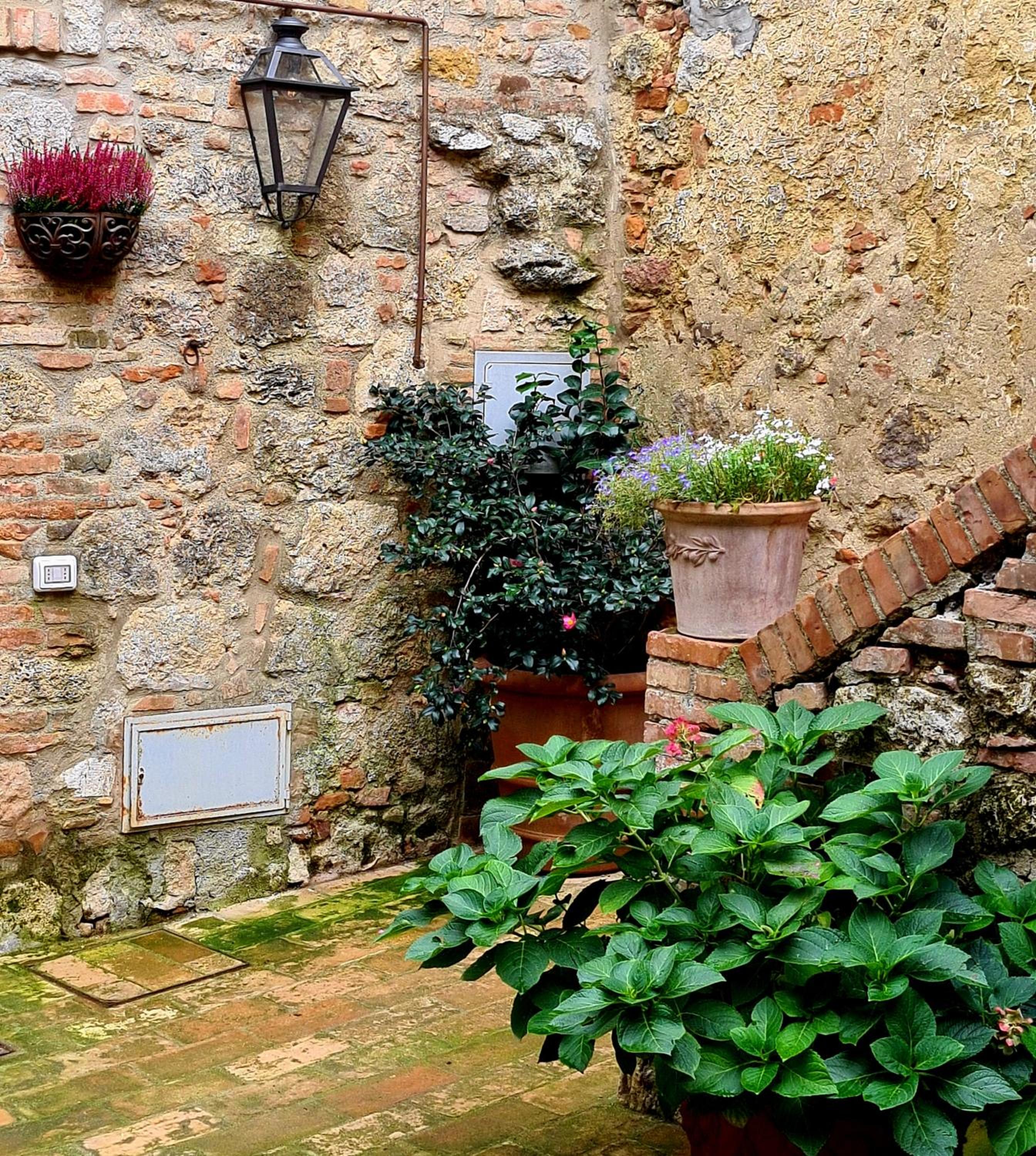 La Terrazza, elegant Tuscan stone house with garden and terrace in Cetona photo 4