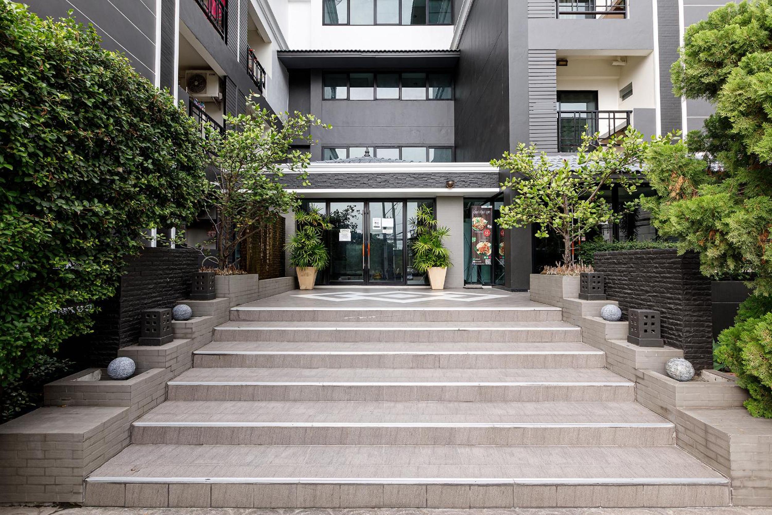 Grand Marina Residence Hotel