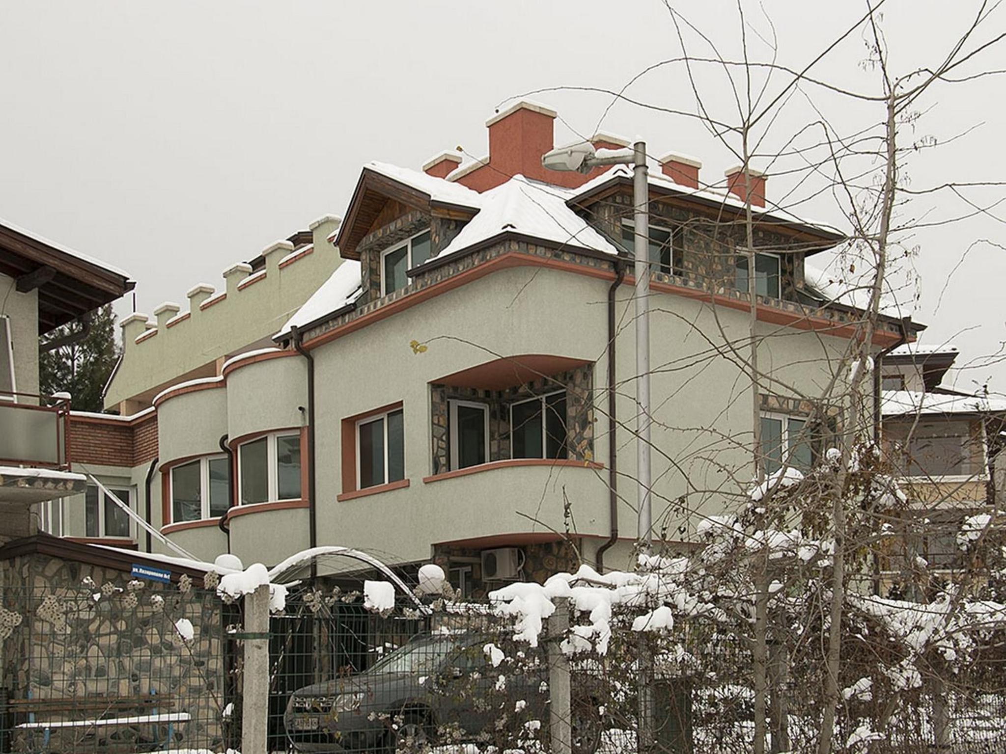 Photo 11