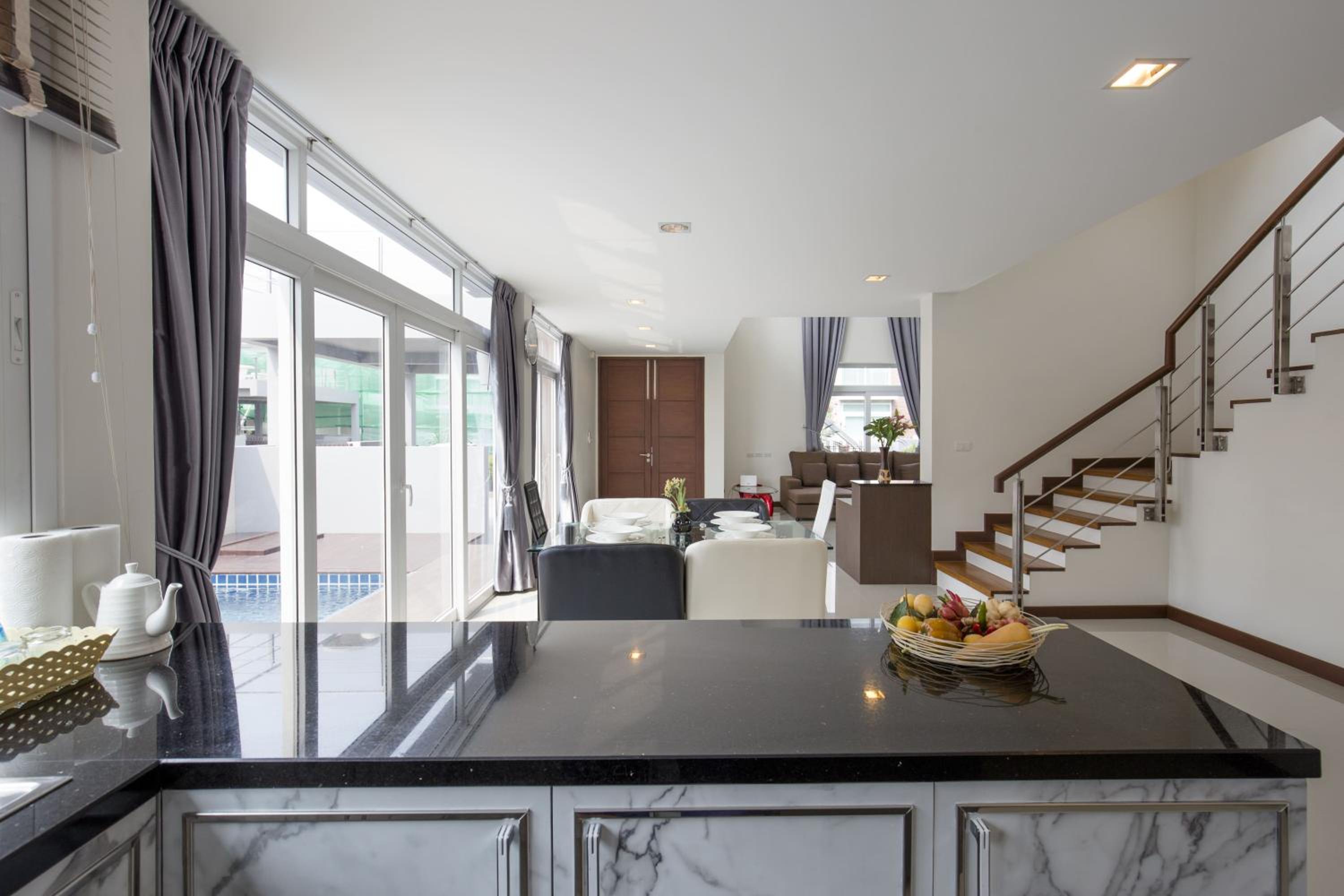 Luxury Pool Villa at Golden Sea Hua Hin view 4