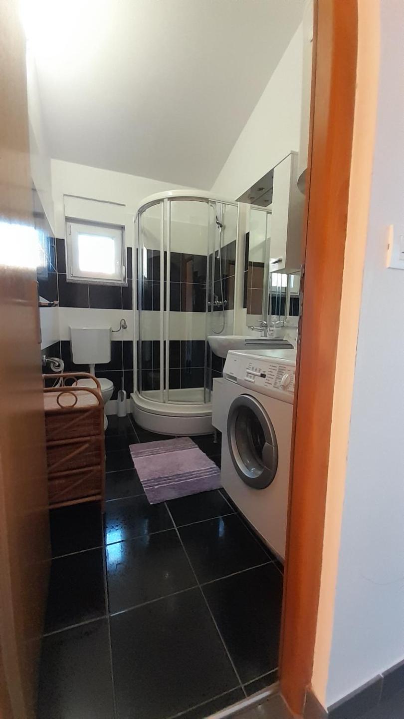 Apartmani Ivanković view 5