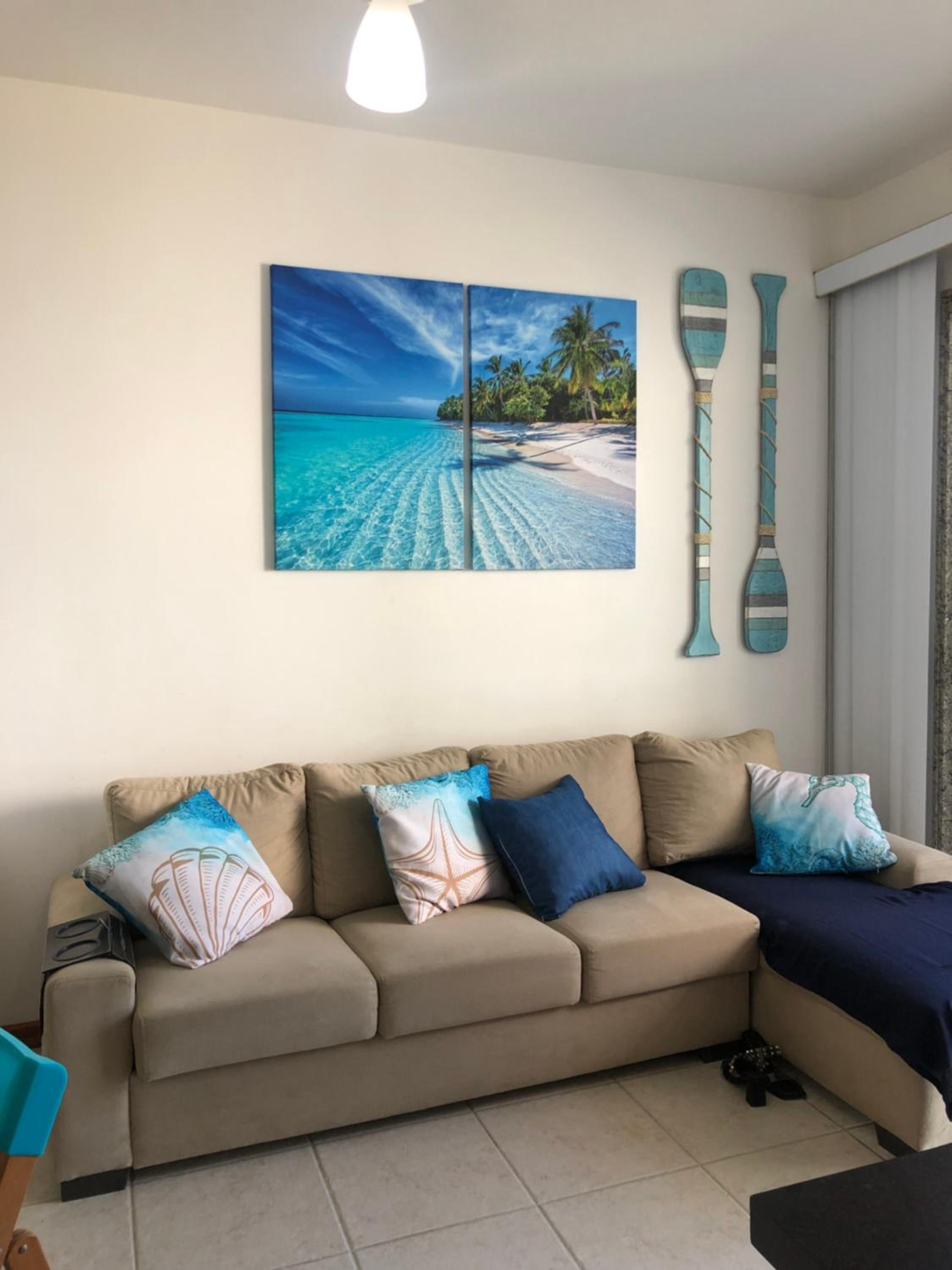 Apartamento peracanga com vista para o mar