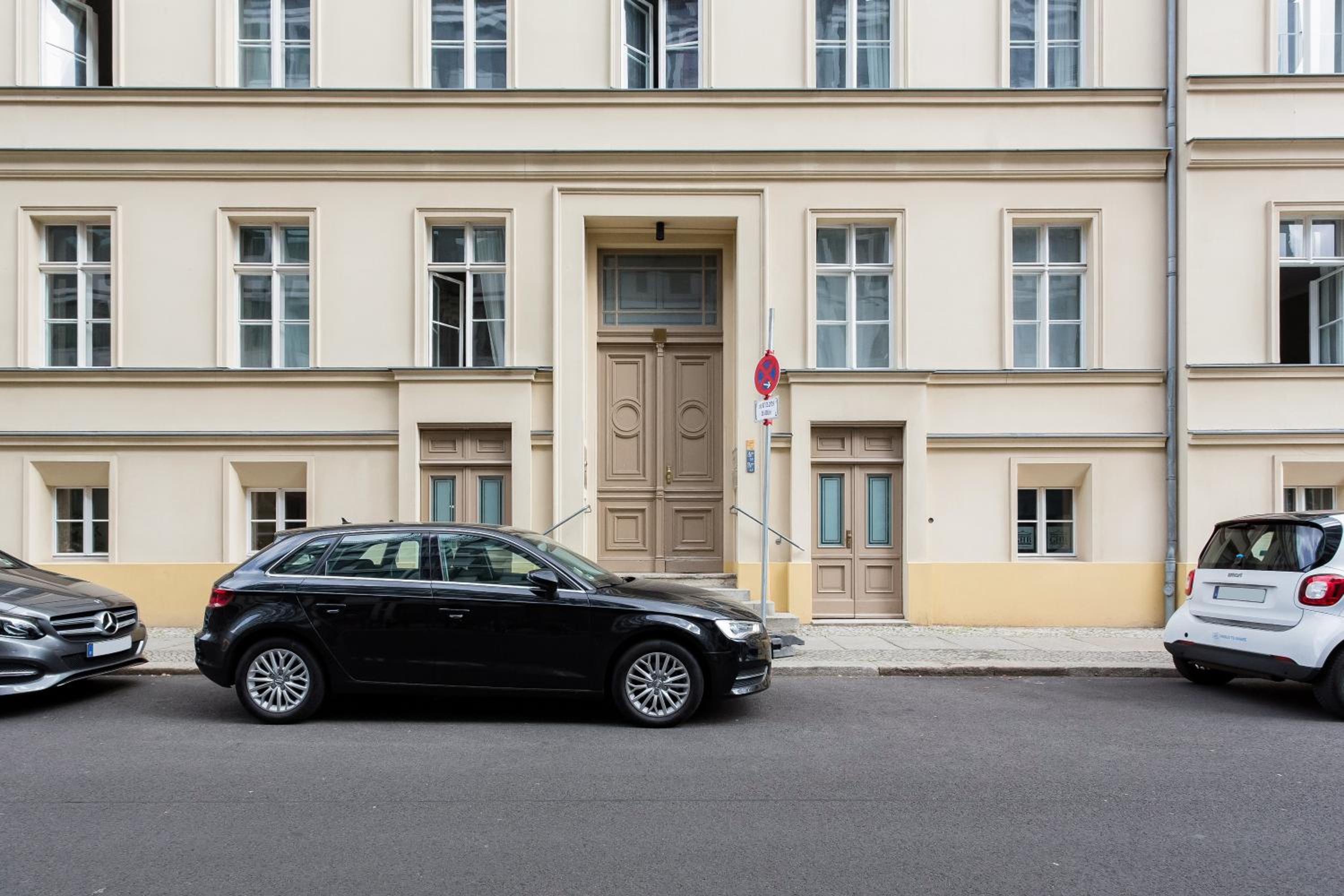 Luxury 2 Bedroom apartment in the heart of Mitte, Berlin