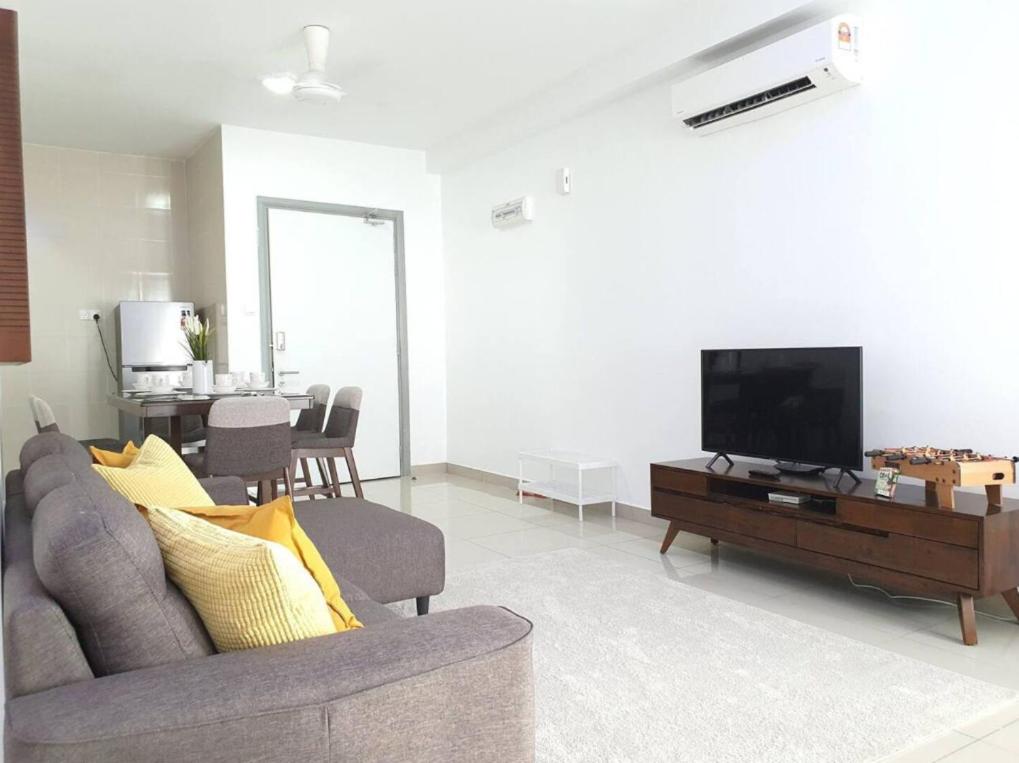 Rafflesia Condominium by Dahlia Homes