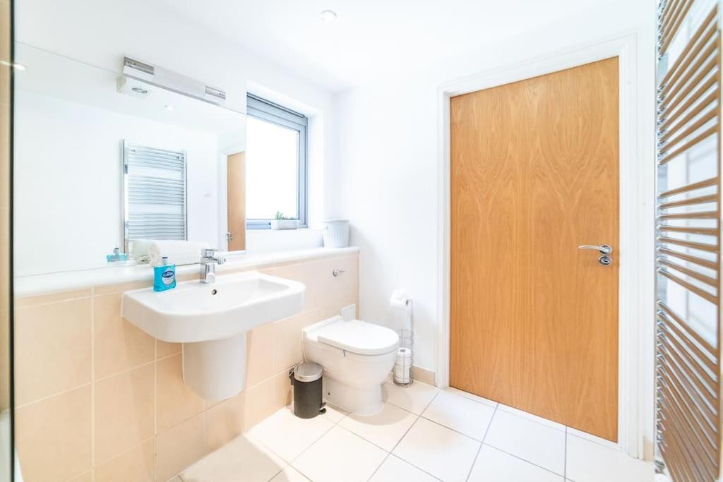 Liverpool St Shoreditch London Terrace Apartment