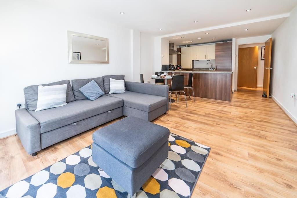 Liverpool St Shoreditch London Terrace Apartment
