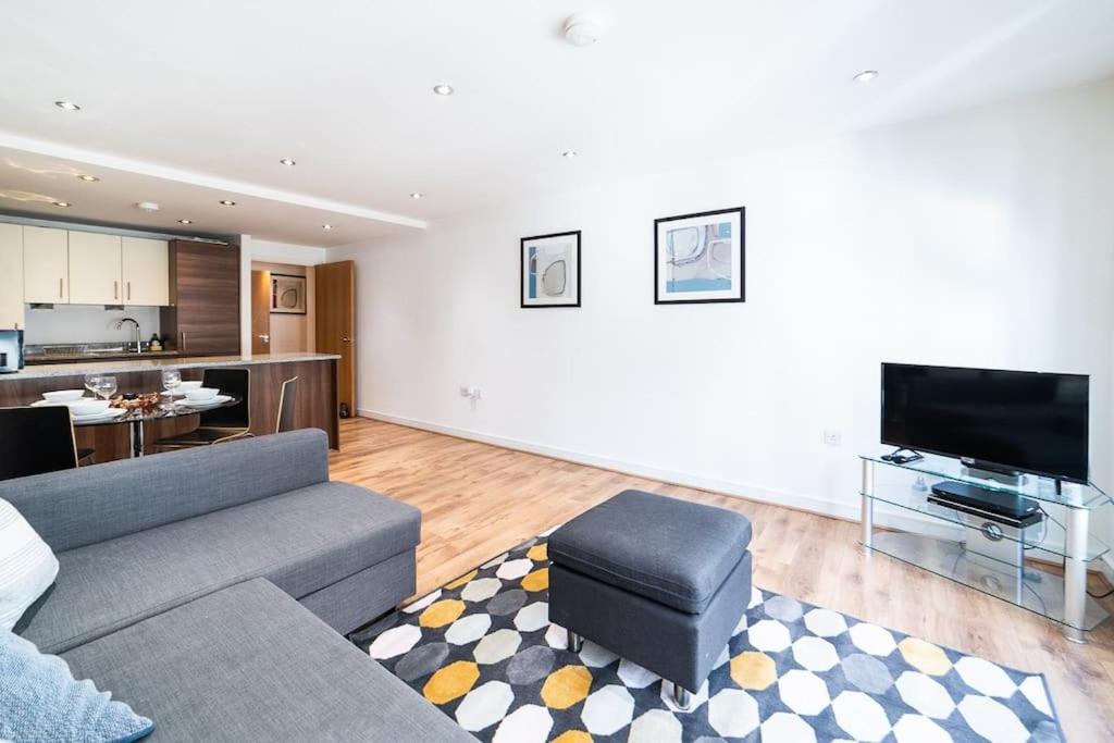 Liverpool St Shoreditch London Terrace Apartment