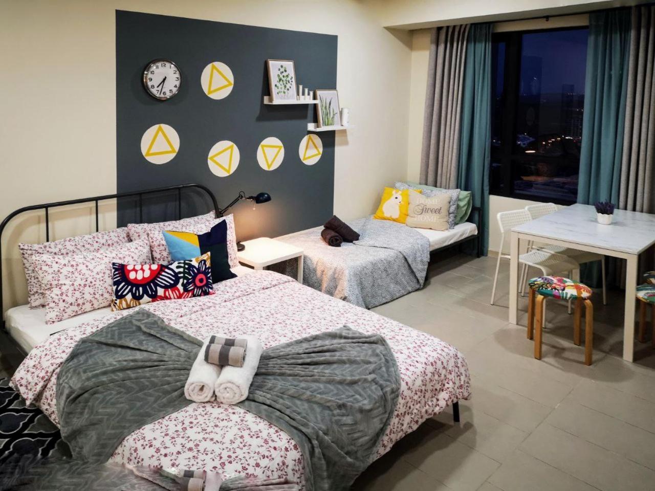 The Perfect Getaway @ Tamarind Suites, Netflix 300Mbps photo 3