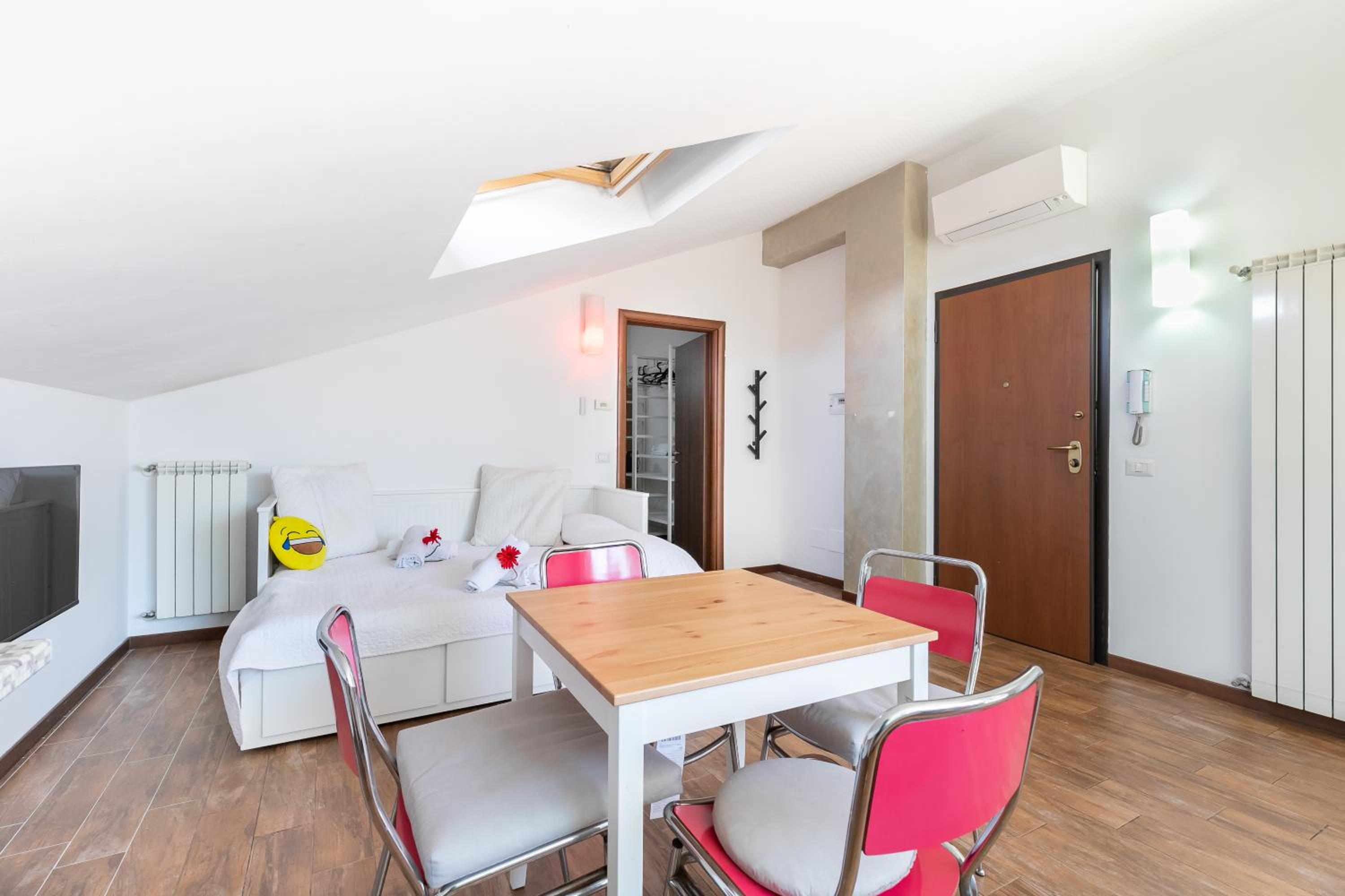 Alessia's Flat - Affori