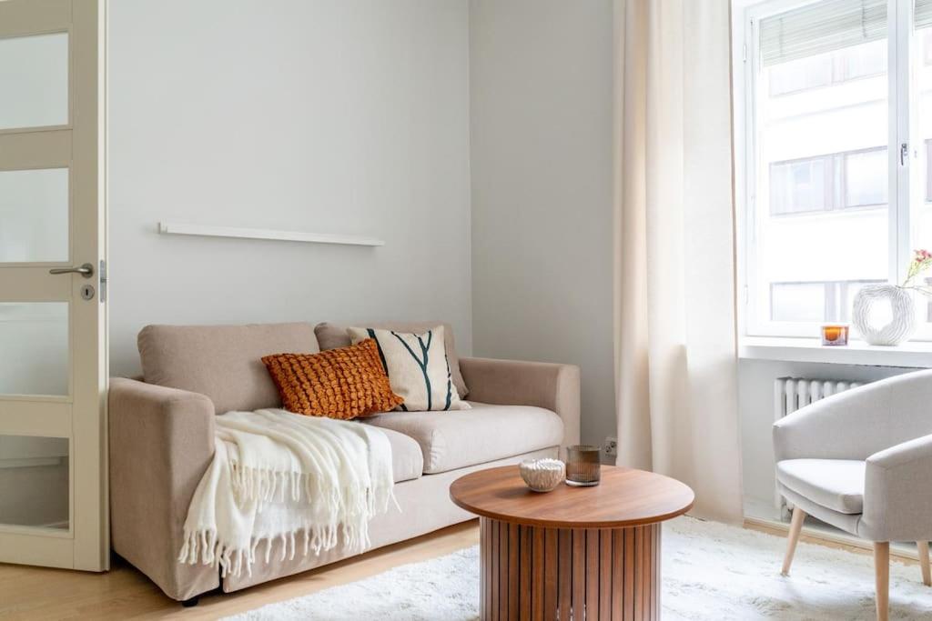 Beautiful 1br with amazing location in Punavuori! view 4
