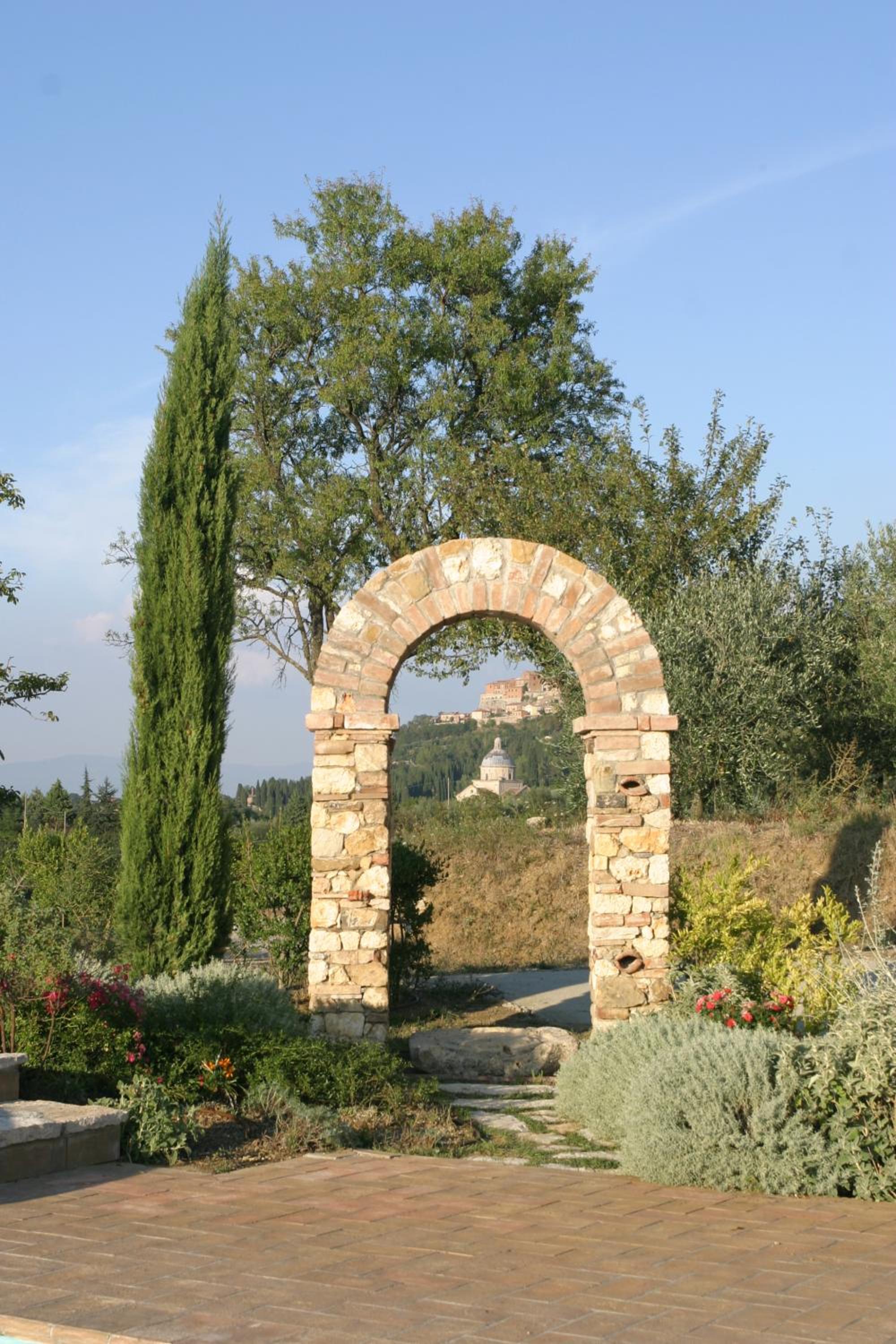 Photo 48