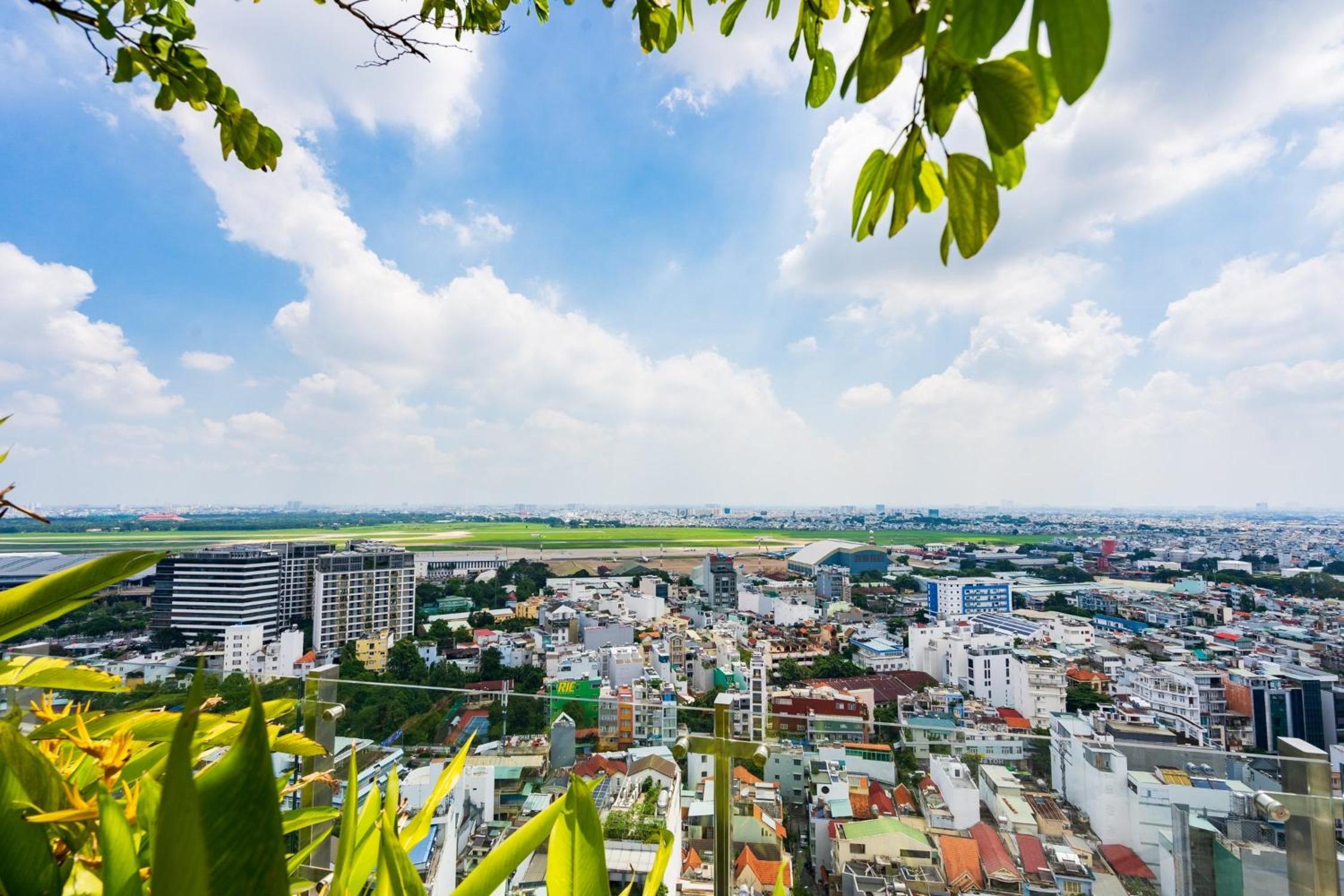 KIRAKUAN ☆CITY VIEW FLAT/SKY POOL/GYM