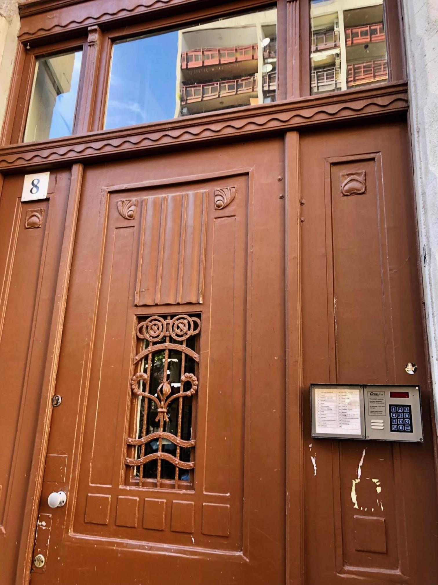 The Poet's apartment