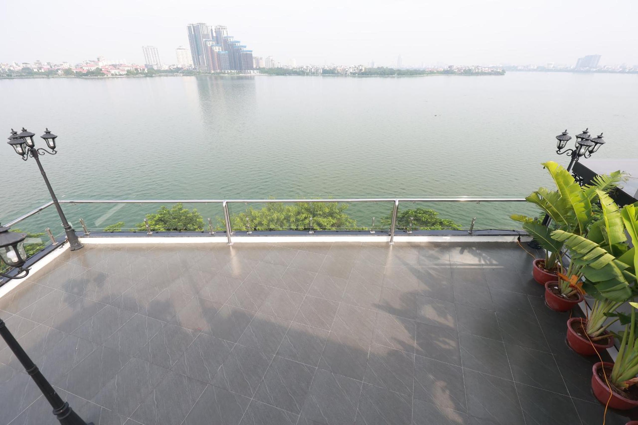 Sweet Home Apartment Lake view 147 Ve Ho street Westlake