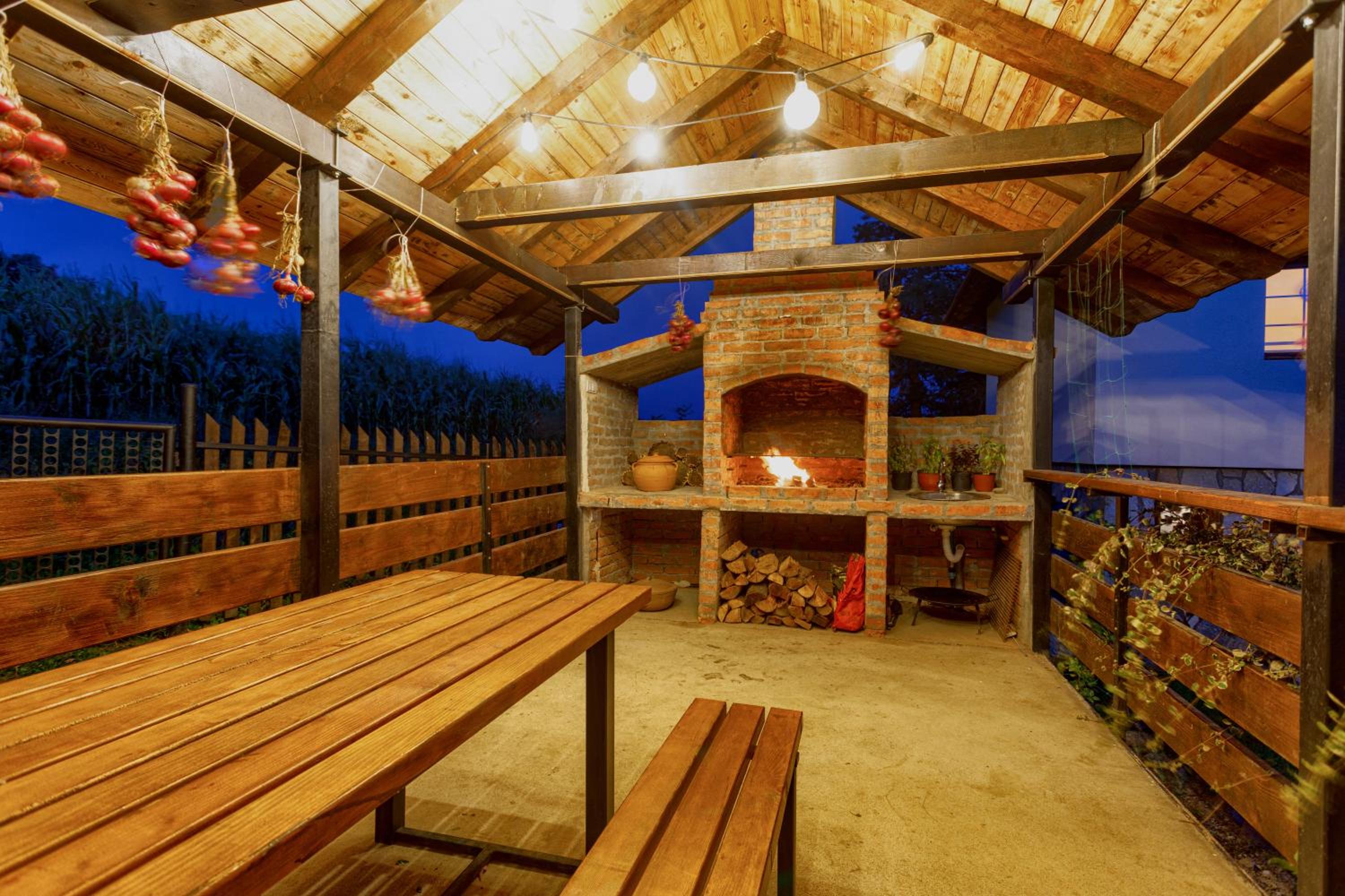 Zlatibor Cottages view 2
