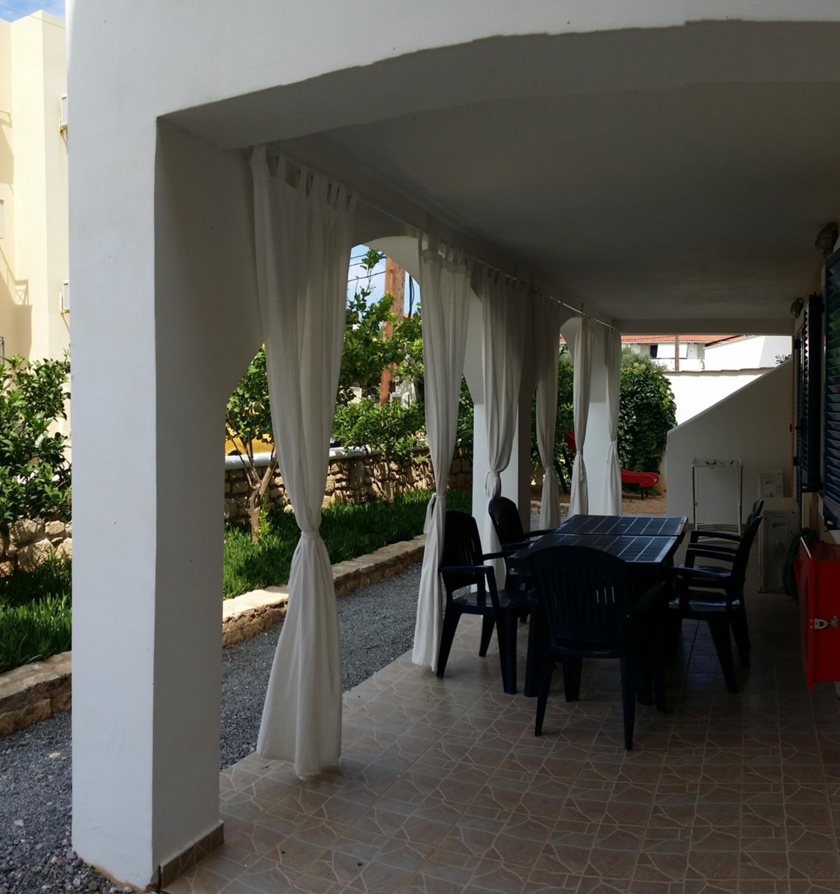 Photo 33