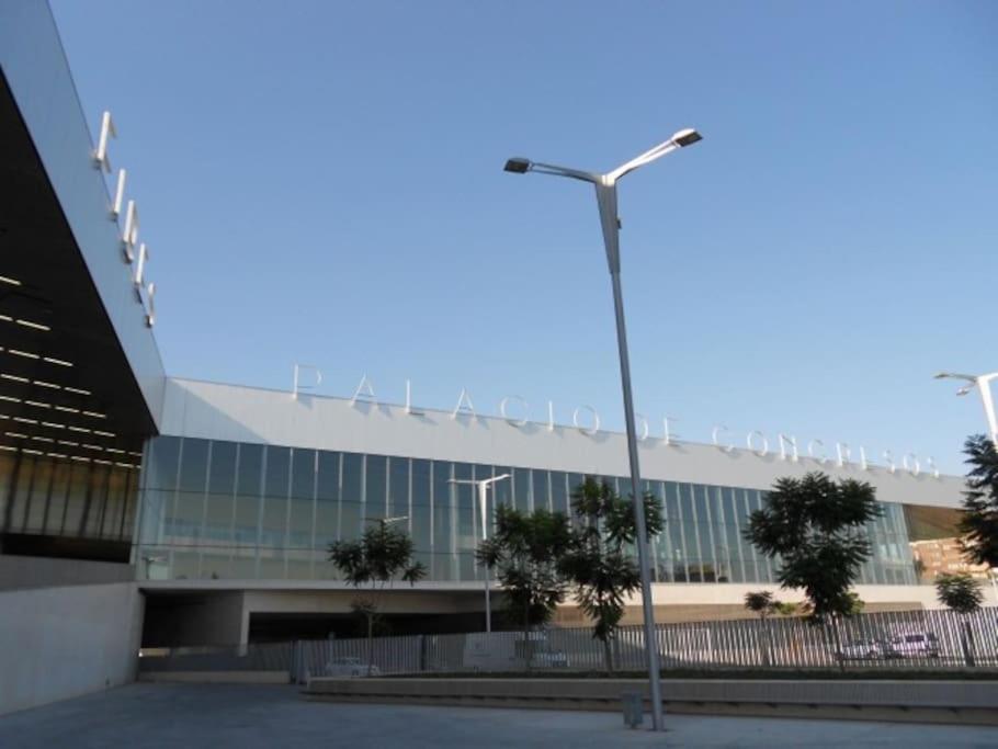 FIBES Apartamento con parking gratis