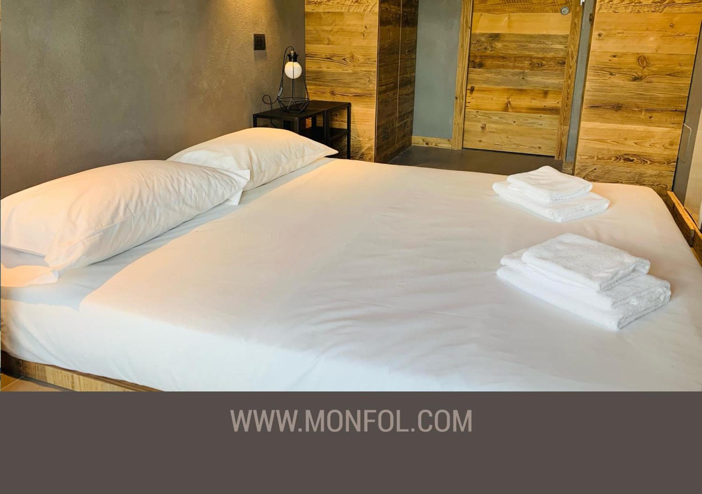 Grand Maison Monfol view 4