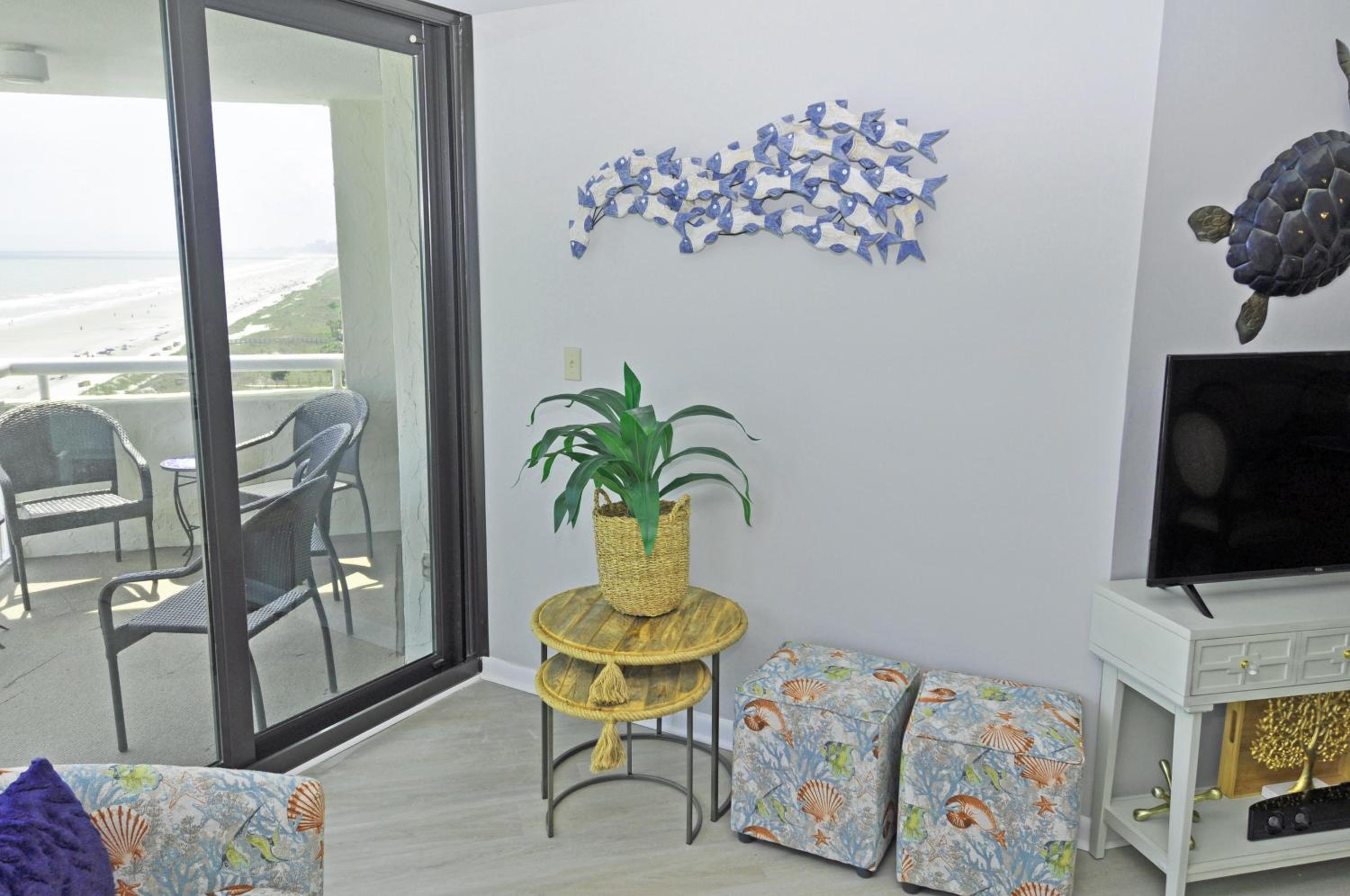 9CSTll Oceanfront 9th Floor 3BR/2B in Shoreham Towers II view 5