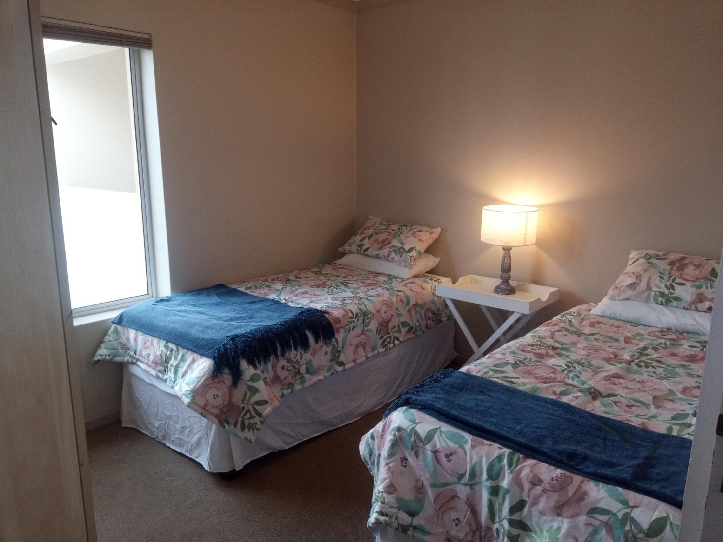 Quaint 2 bedroom apartment in Marina Martinique view 3