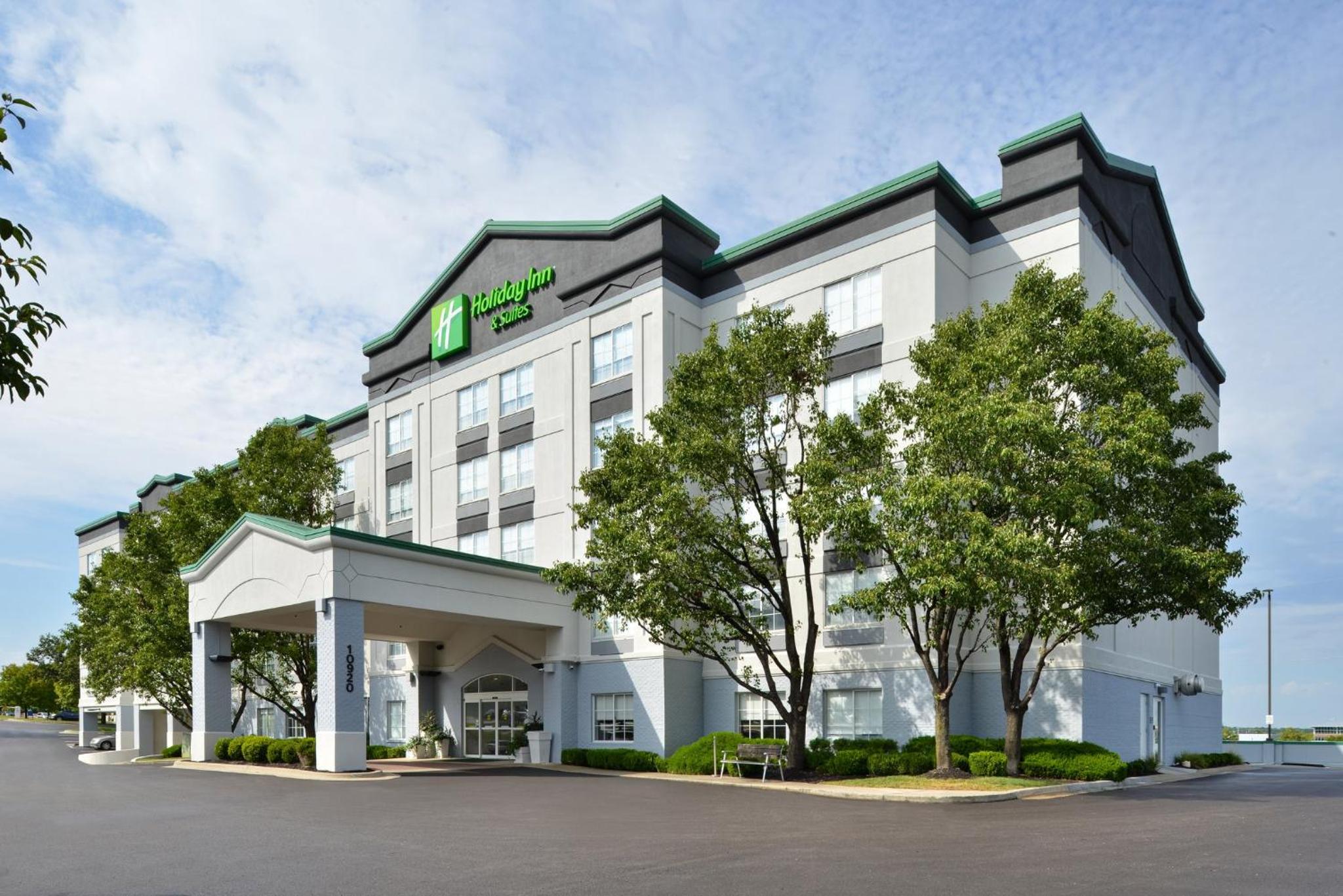 Kansas City Vacations - Holiday Inn Hotel  Suites Overland Park-Convention Center, an IHG Hotel - Property Image 1
