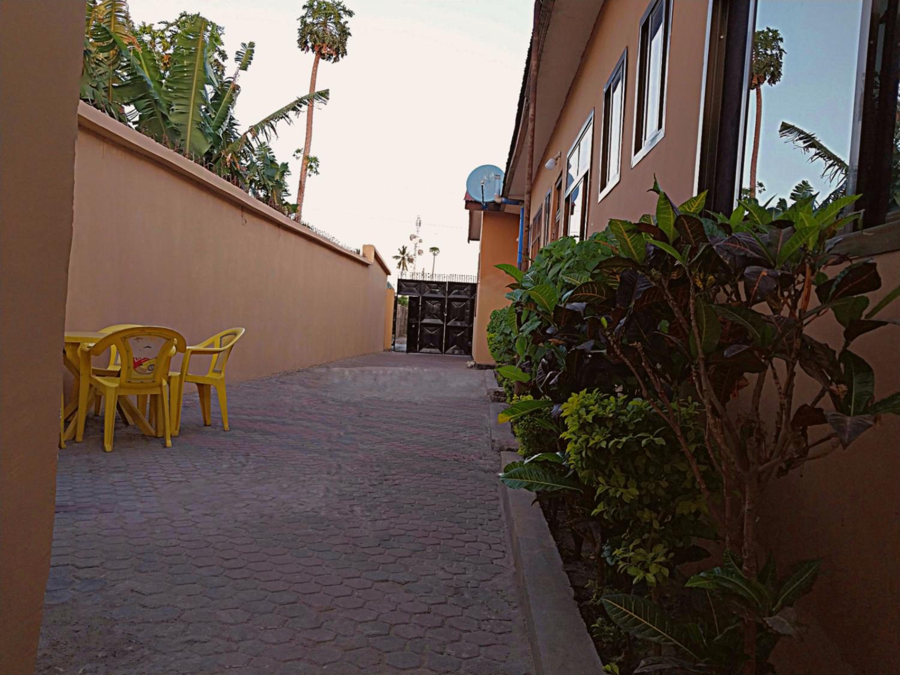 California Lodge