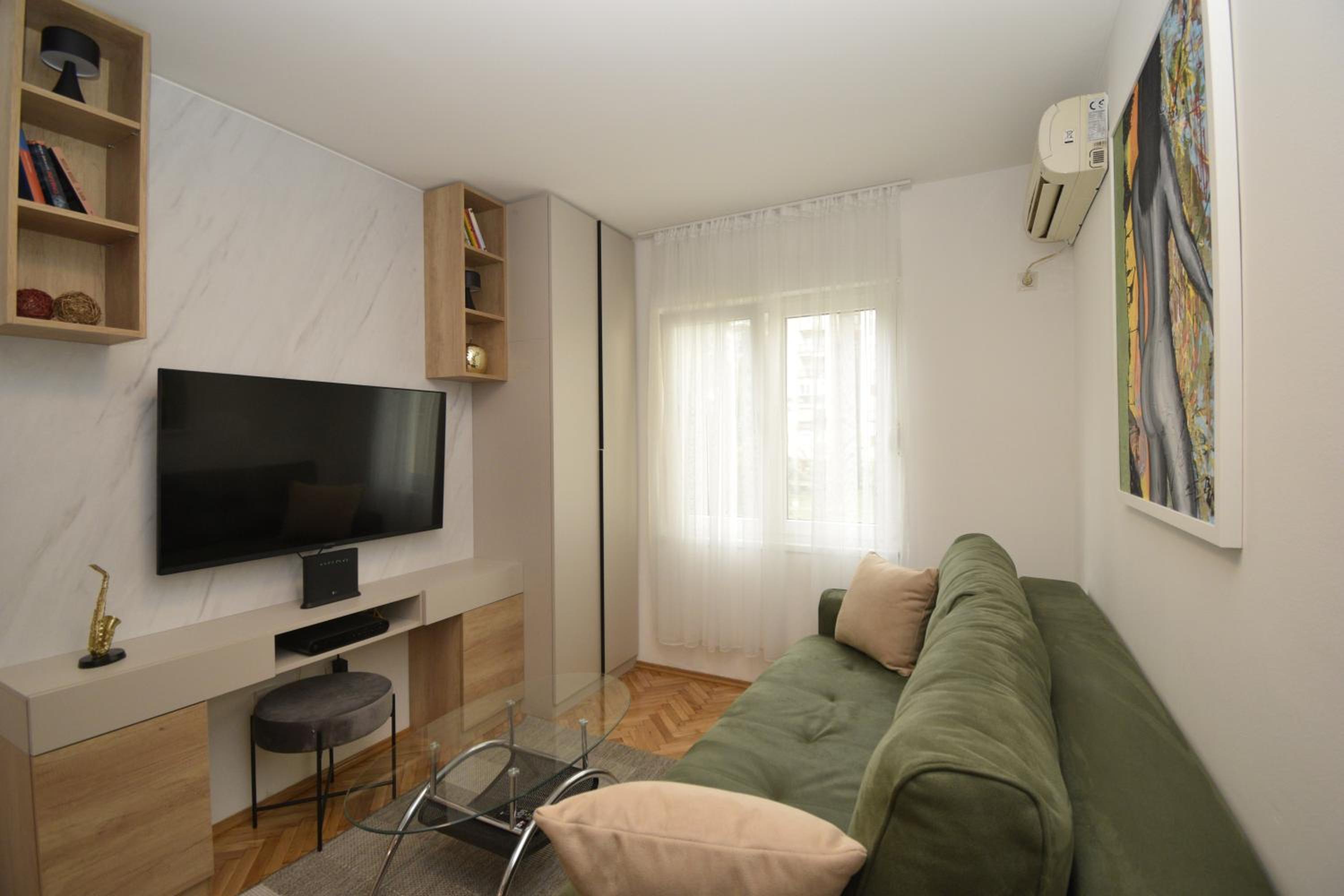 Studio apartment Art Zone view 3