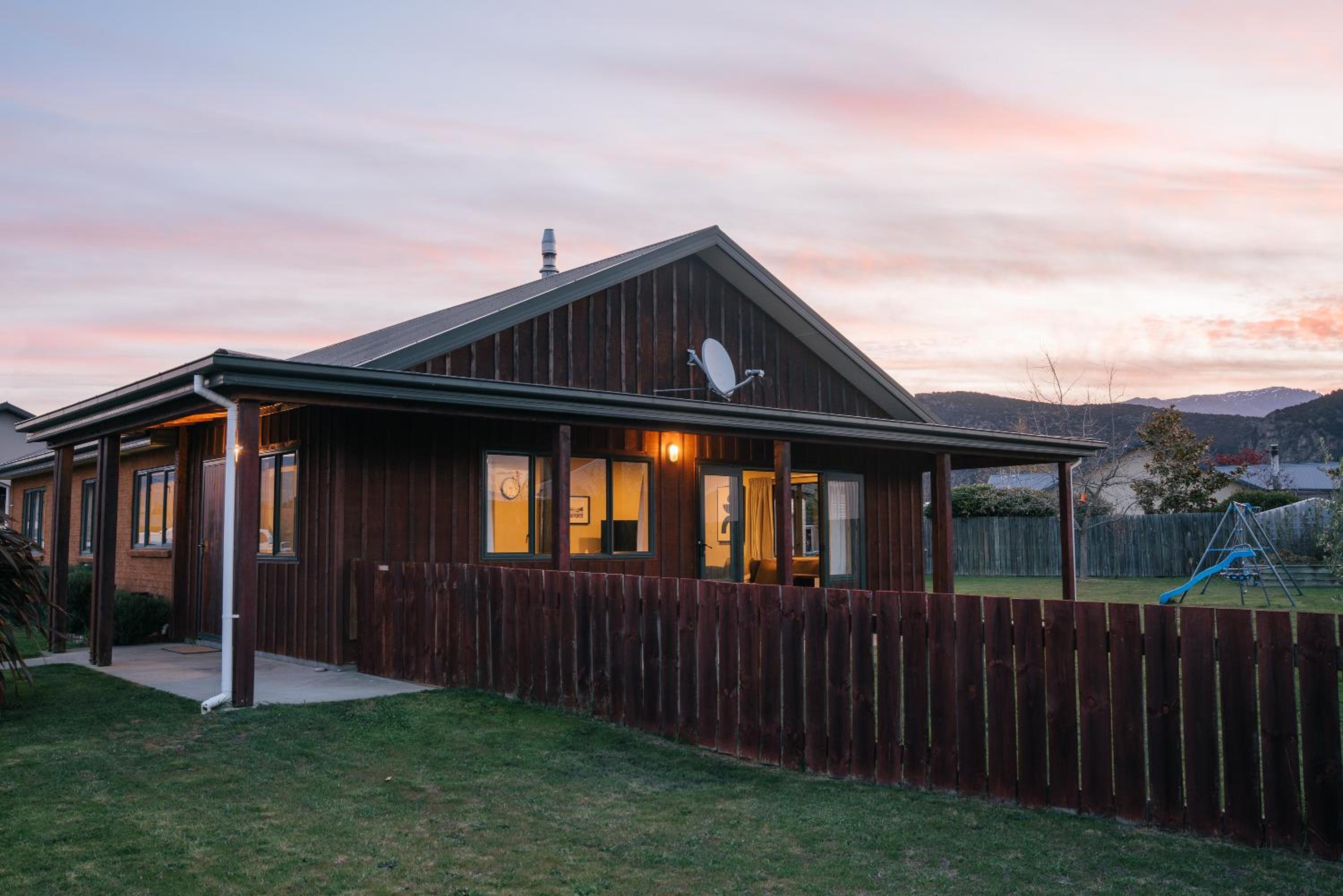 Wanaka Retreat view 2