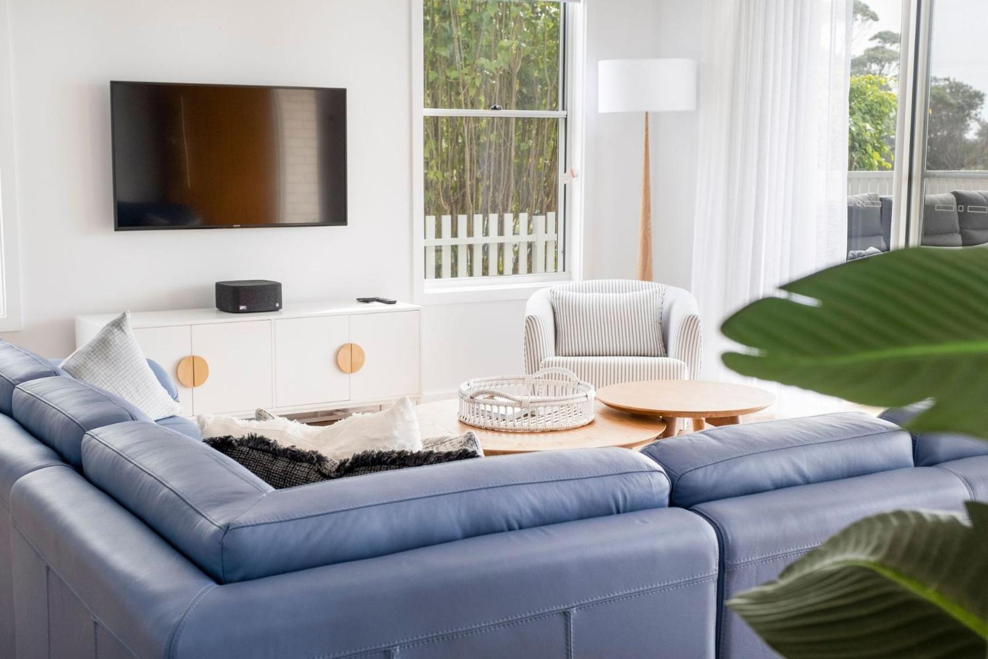 Myuna - beachfront pet-friendly coastal escape