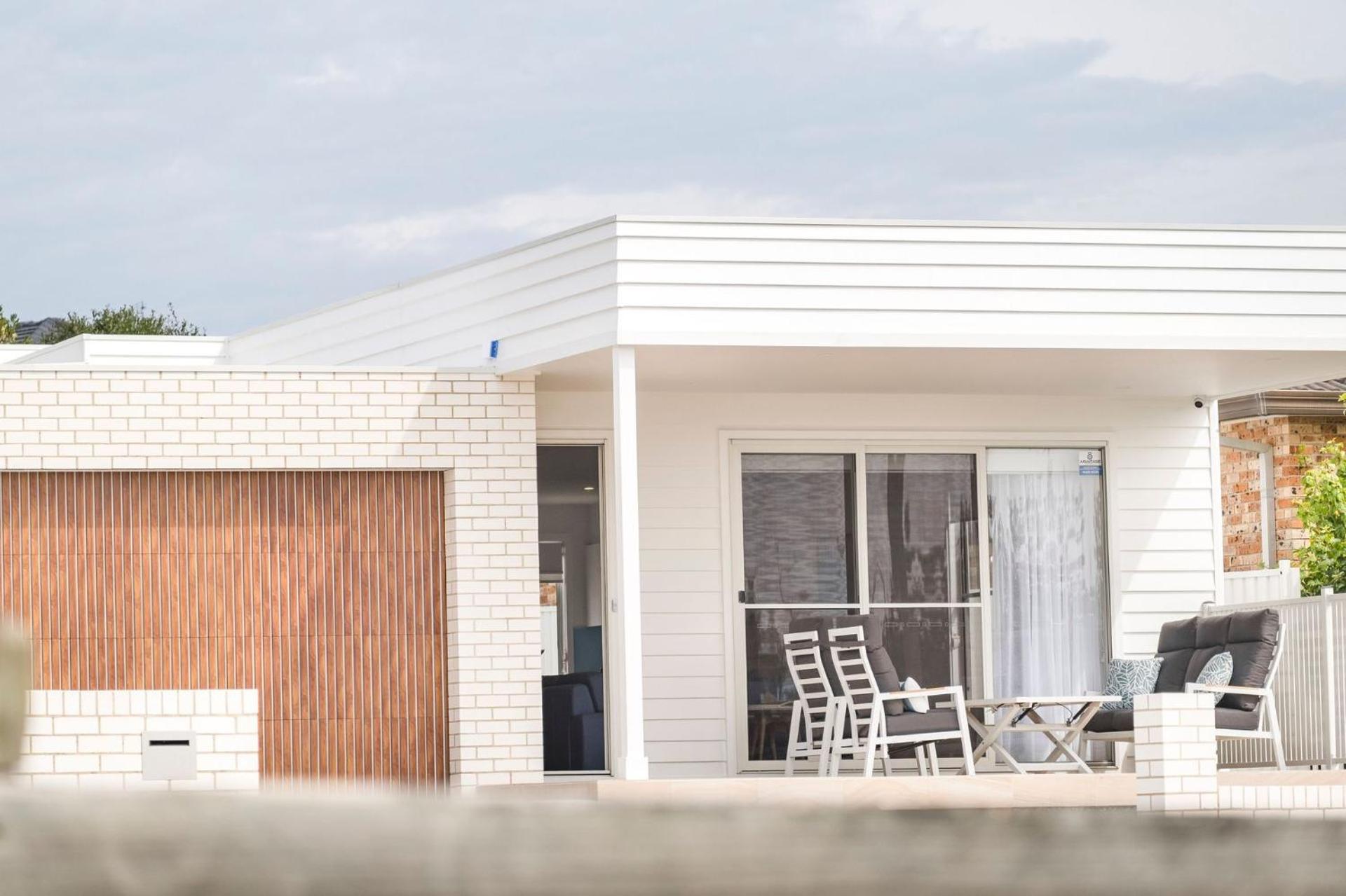 Myuna - beachfront pet-friendly coastal escape