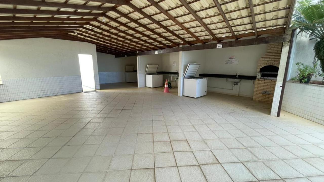 Apartamento peracanga com vista para o mar