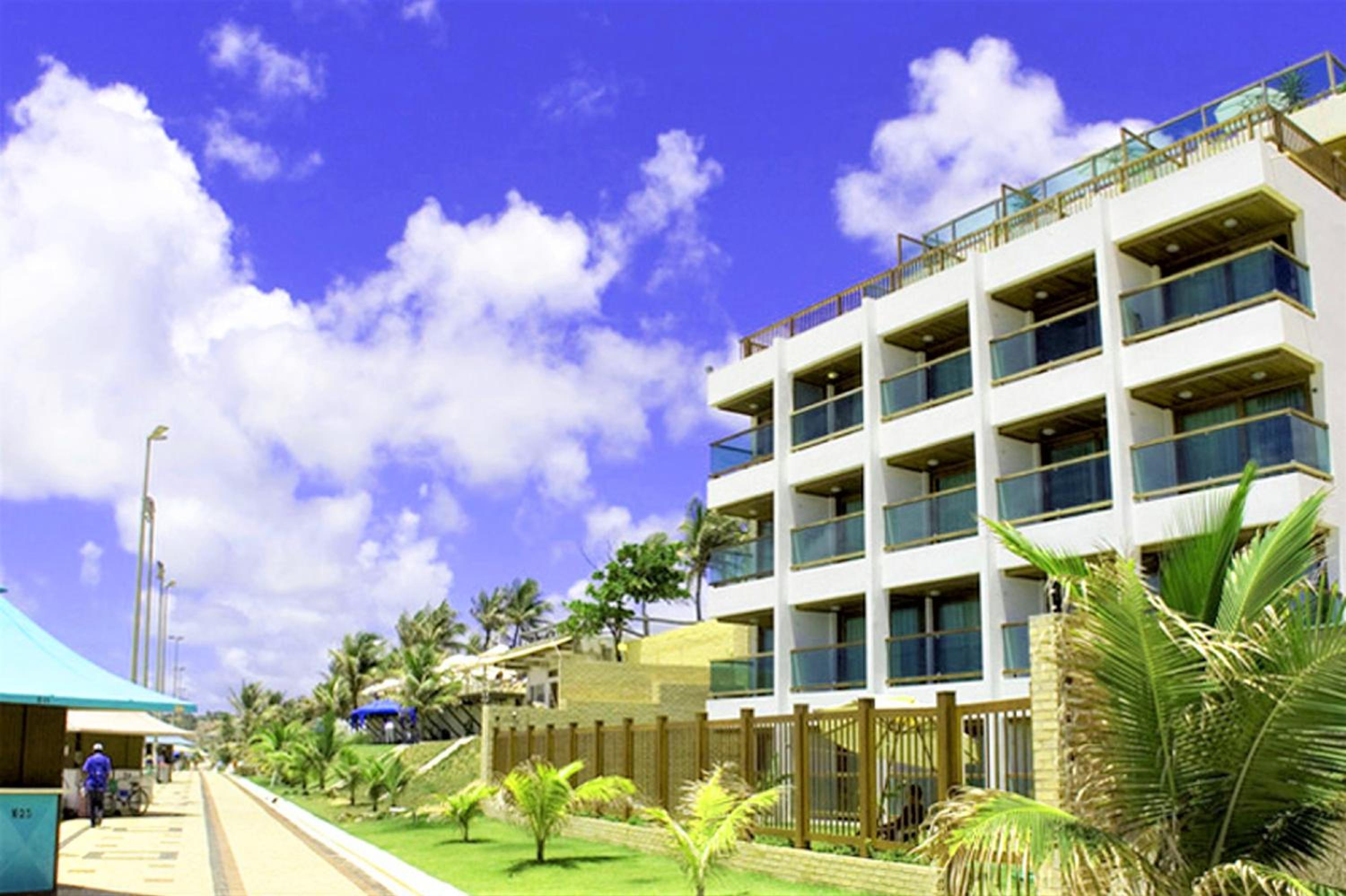 Na praia - Araça 406 Super Luxo - Lateral vista mar
