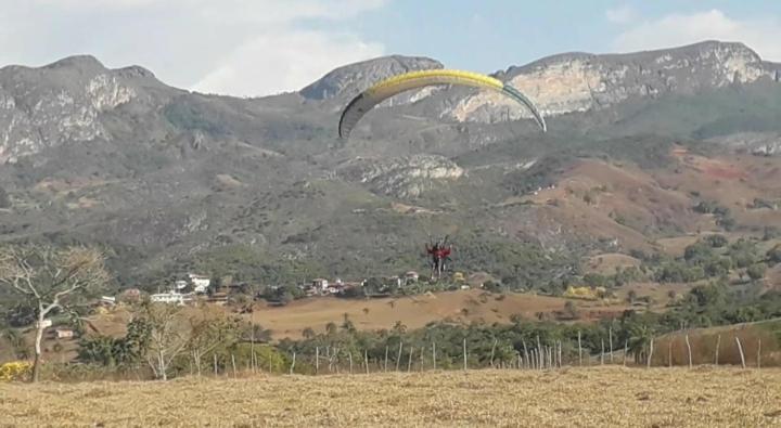 Sítio, Casa grande, bem espaçosa, em Itambe do Mato Dentro, Cabeça de Boi