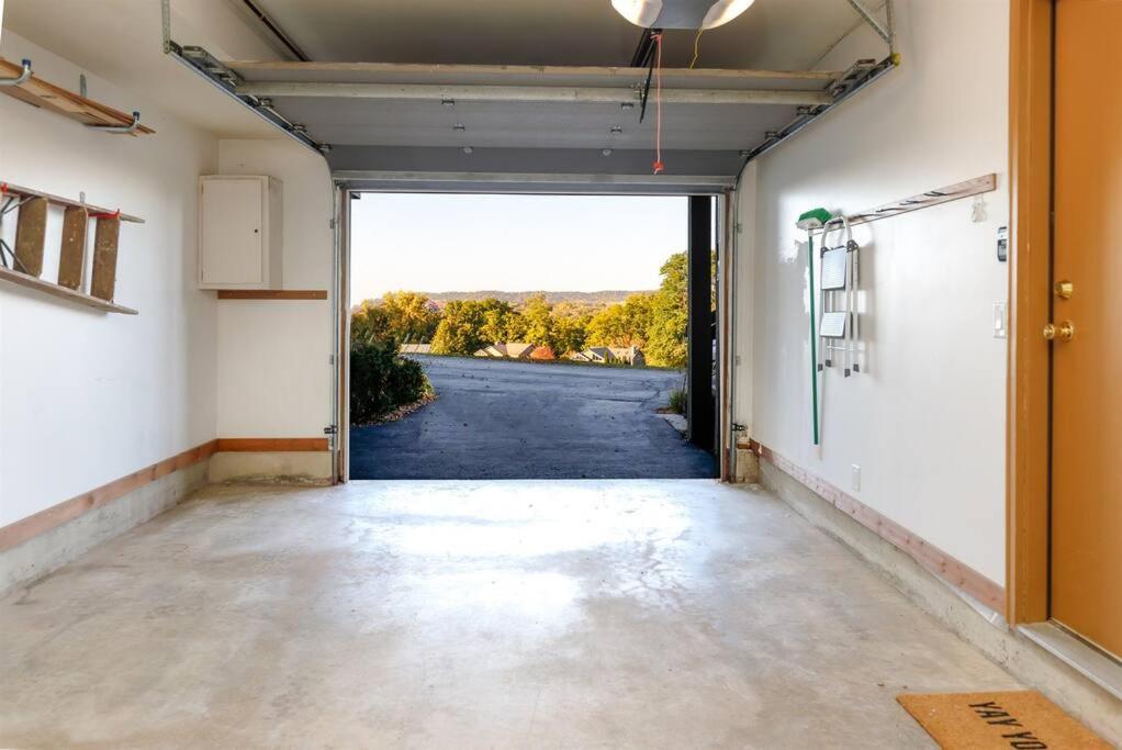 Relaxing 2Bedroom Townhome w/Playroom & Great View view 4