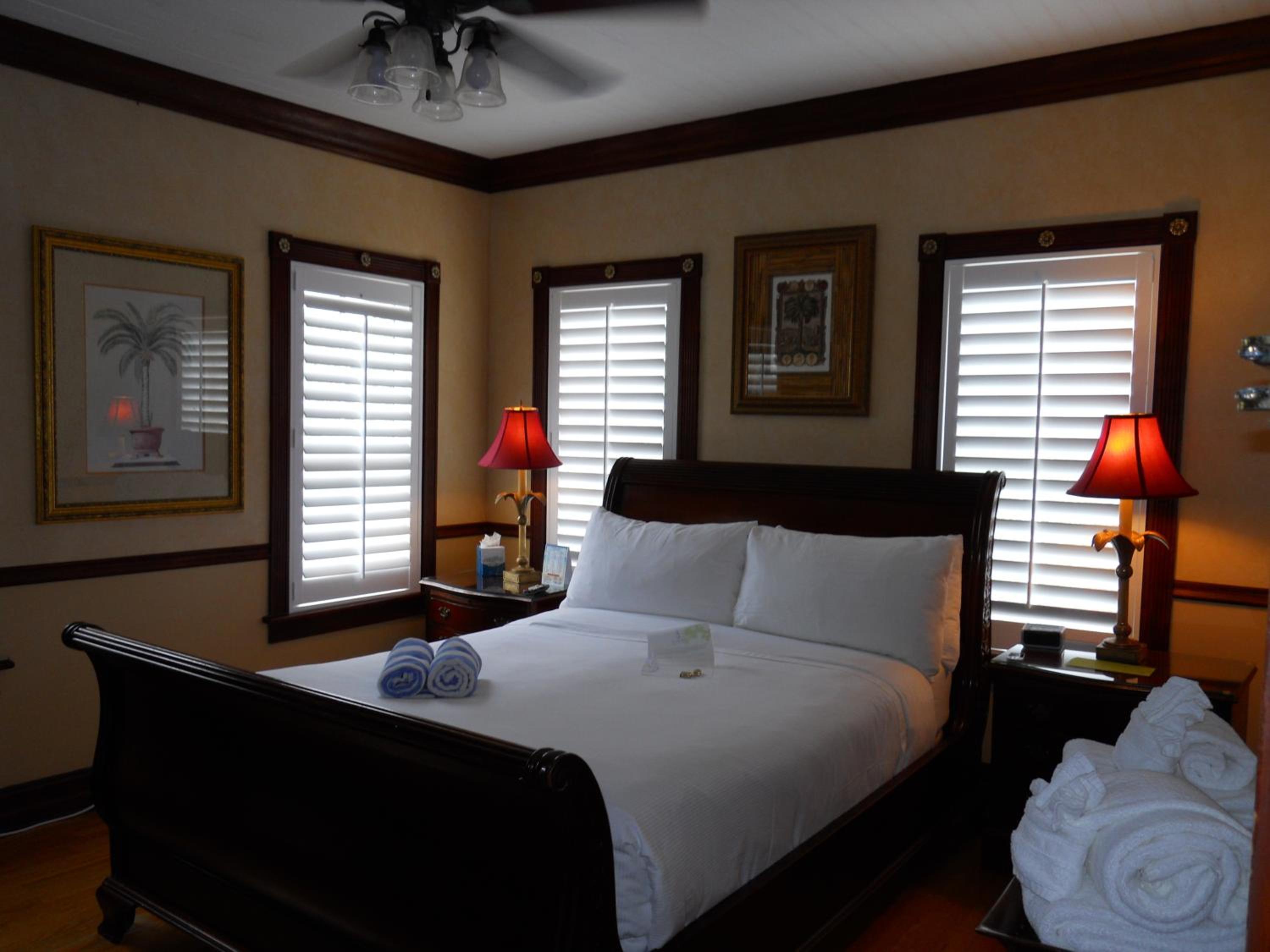 Duval Inn - Key West